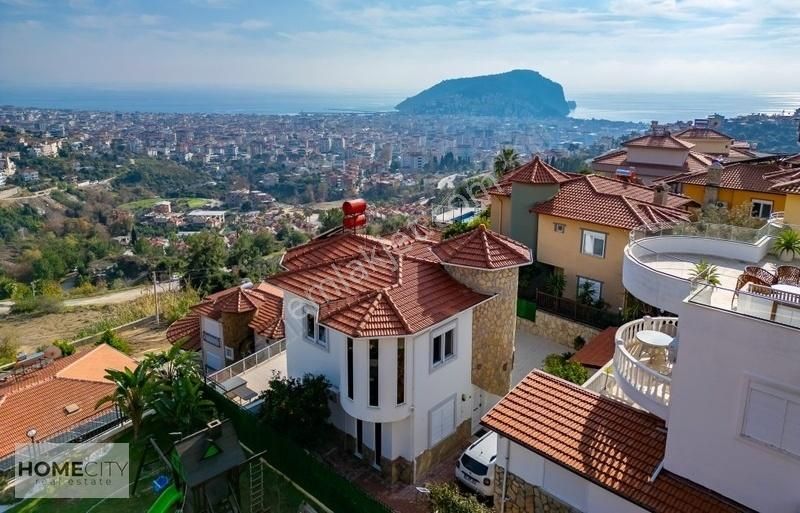 Alanya Tepe 3+1 Müstakil Villa 140m2 Eşyalı,havuz,bbq,otoparkkk. - Görsel 27