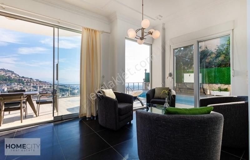 Alanya Tepe 3+1 Müstakil Villa 140m2 Eşyalı,havuz,bbq,otoparkkk. - Görsel 8