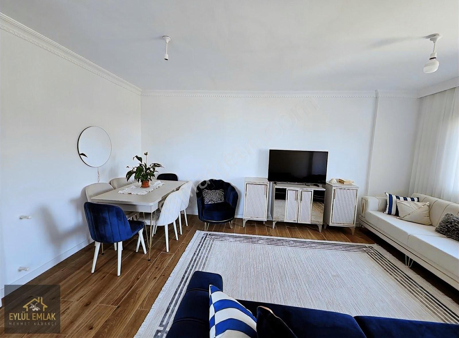 Mumcularda Ebeveyn Banyolu Satılık 2+1 Daire