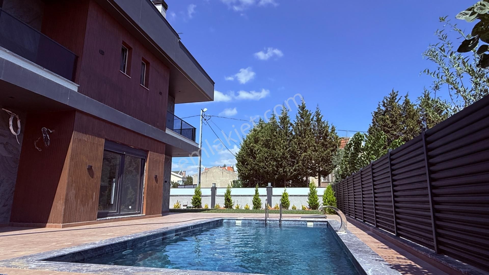 Wısremden Silivri'de Denize Yakın, Ultra Lüks Havuzlu Villa !!! - Görsel 11