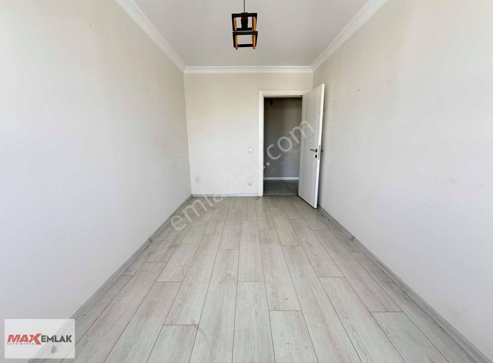 Darıca Emek Mh Site İçi İskanlı Asansörlü 3+1 130 M2 Daire - Görsel 4