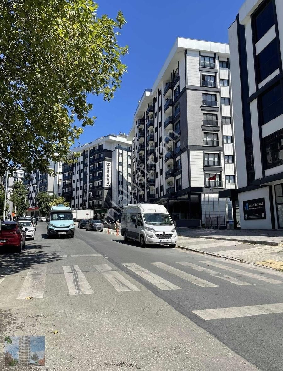 Örnek Mahallesi Başlangıcında Kiralık 1+1 80m2 Eşyalı Daire