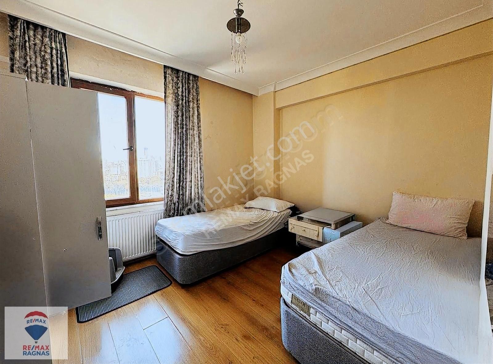 Çakmak Mh 3+1 Ara Kat E.banyo 140 M2 Finans Şehir Komşu Satılık - Görsel 13