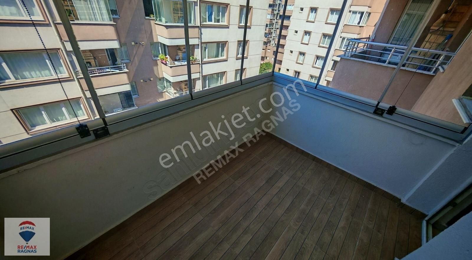 Taşdelen Megakent Sitesinde Full Tadilatlı 3+1 Daire - Görsel 14