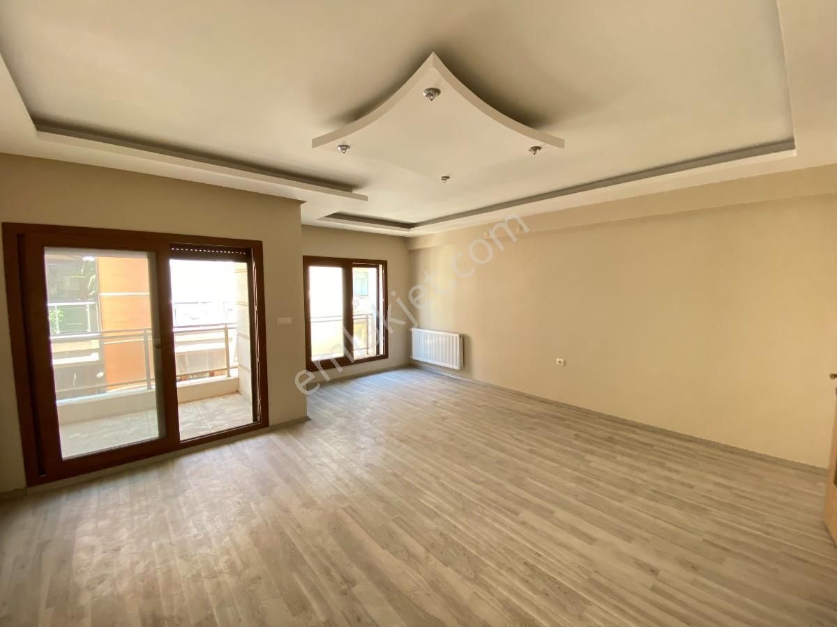 Karşıyaka Bahriye Üçok Bulvarı Yakını Satılık 3+1 Daire - Görsel 2