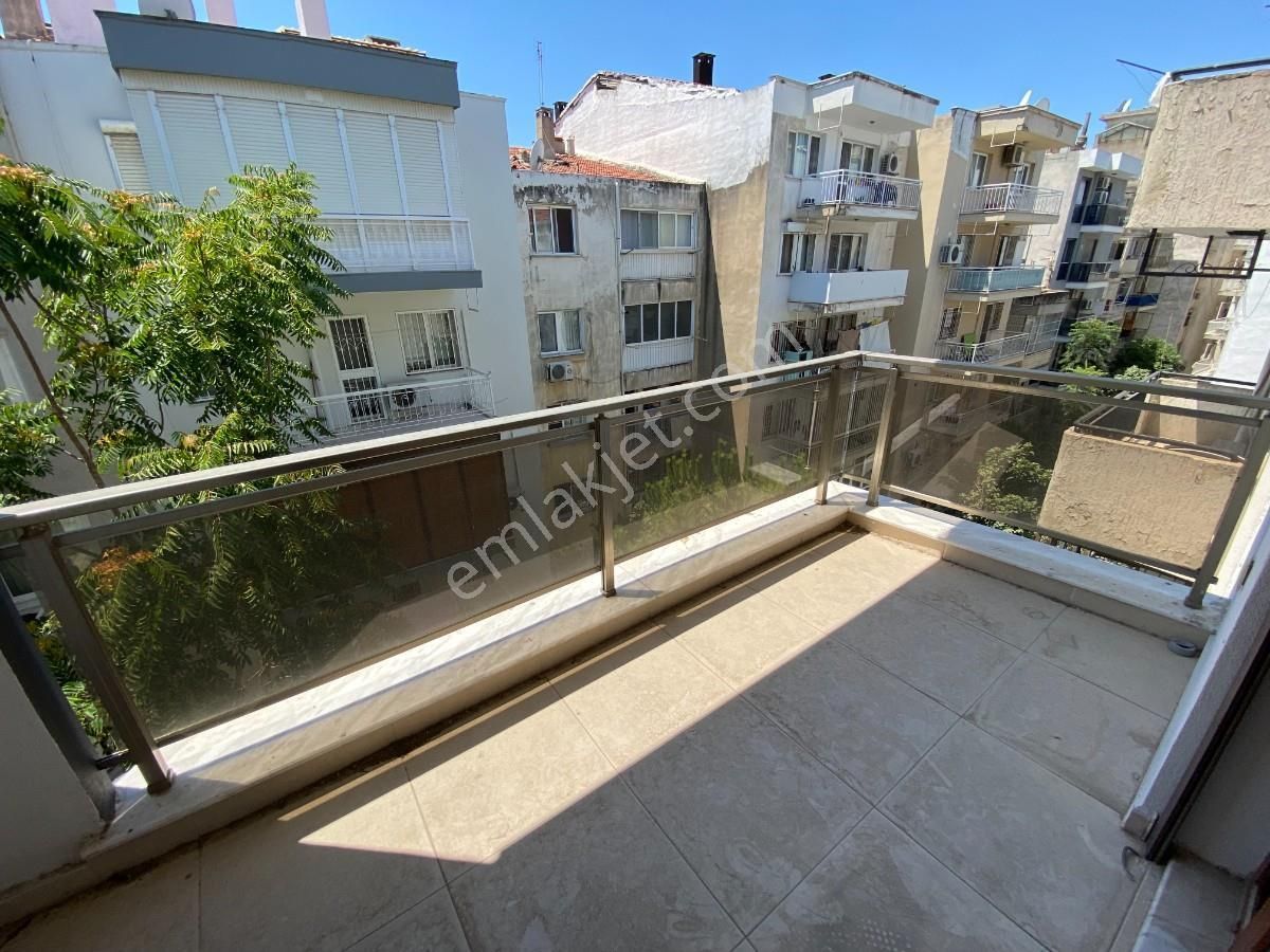 Karşıyaka Bahriye Üçok Bulvarı Yakını Satılık 3+1 Daire - Görsel 15