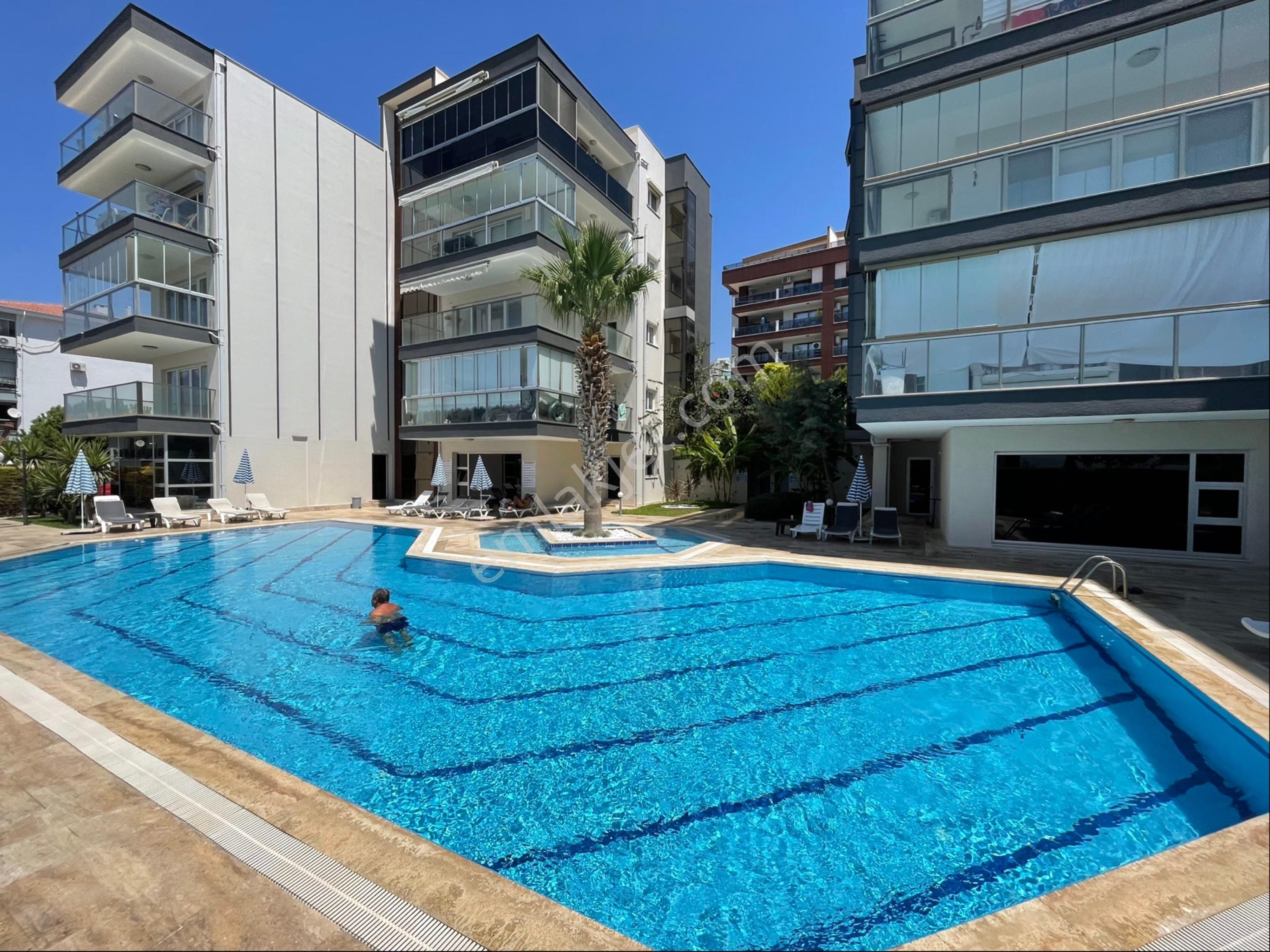 Full Deniz Manzaralı Full Eşyalı 170m2 Kullanım Alanı 3+1 Daire - Görsel 2