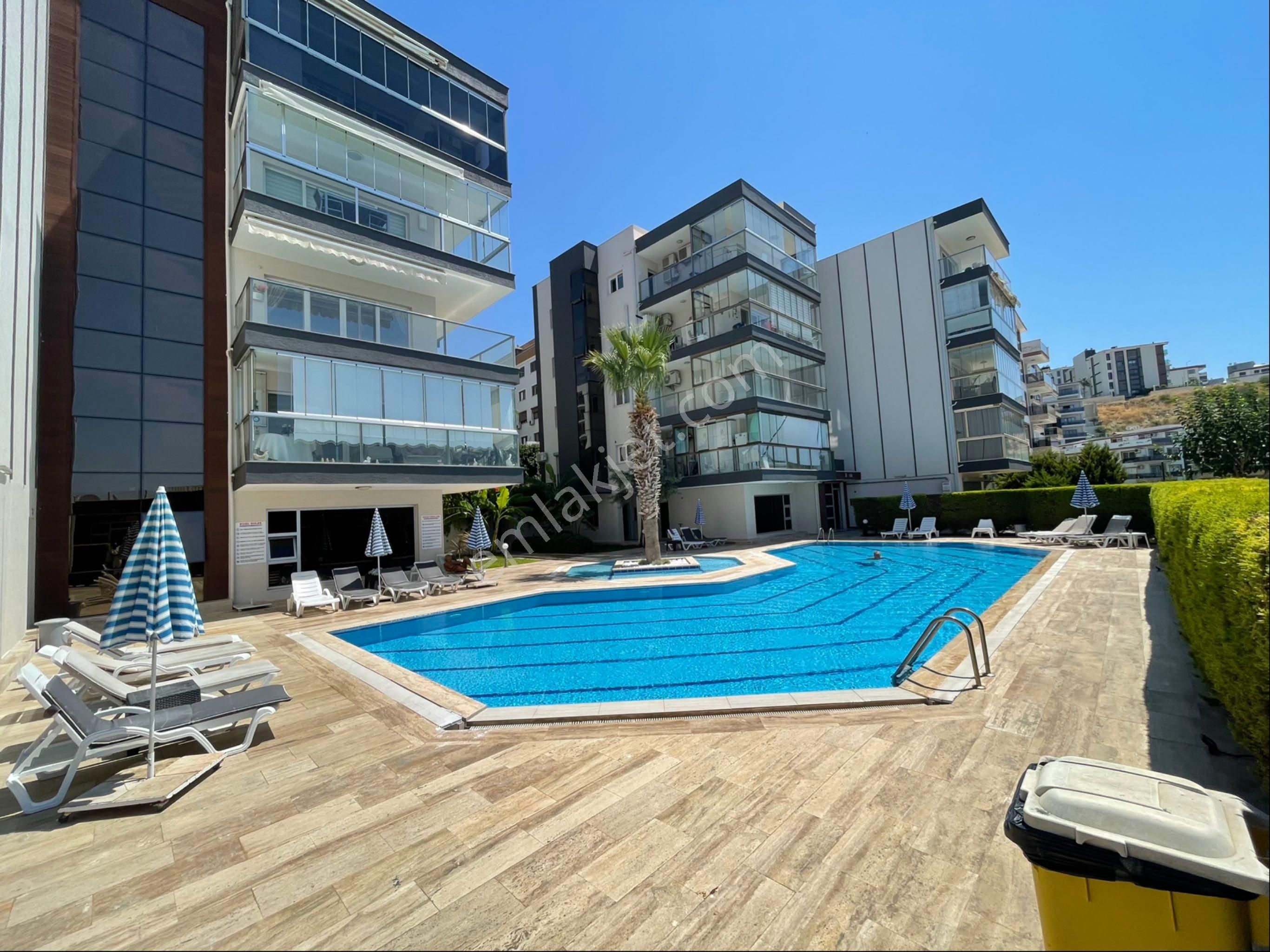Full Deniz Manzaralı Full Eşyalı 170m2 Kullanım Alanı 3+1 Daire