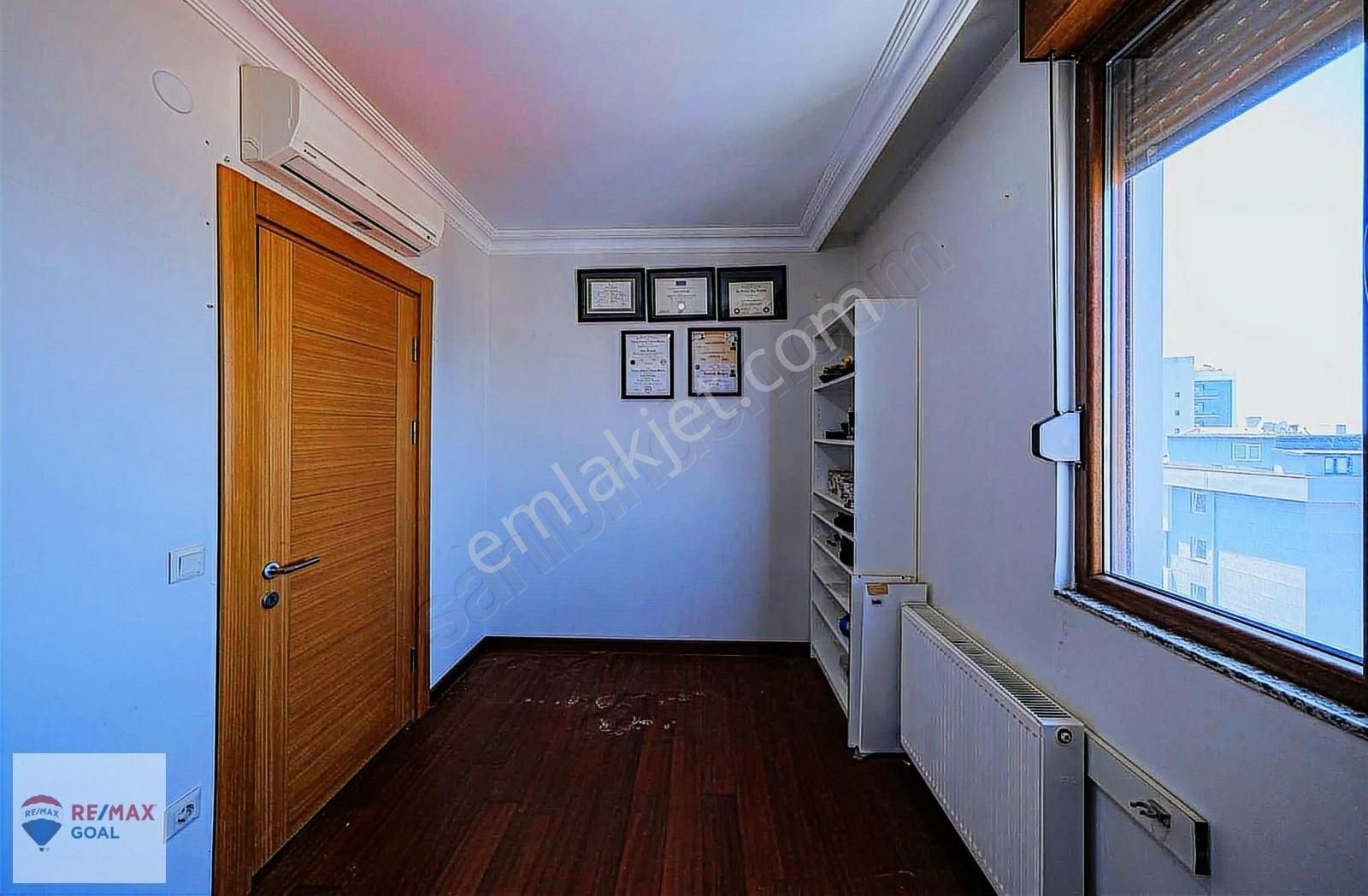 Fenerbahçe 'de 4 Cepheli Deniz Manzaralı 3+1 Satılık Boş Daire - Görsel 16