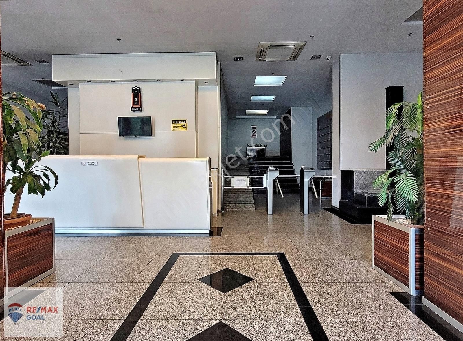 Mira Tower'da Boş 4+1 197 M2 Güvenlik-resepsiyon-otoparklı Ofis - Görsel 24