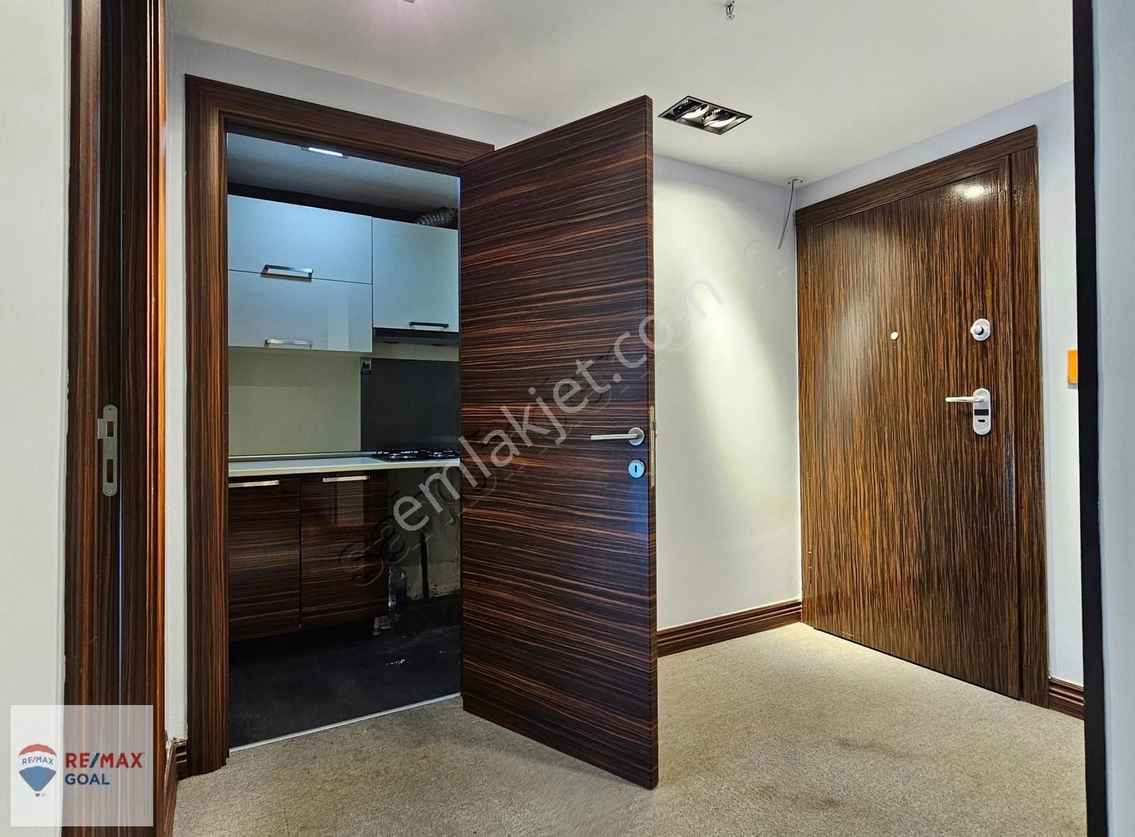 Mira Tower'da Boş 4+1 197 M2 Güvenlik-resepsiyon-otoparklı Ofis - Görsel 21