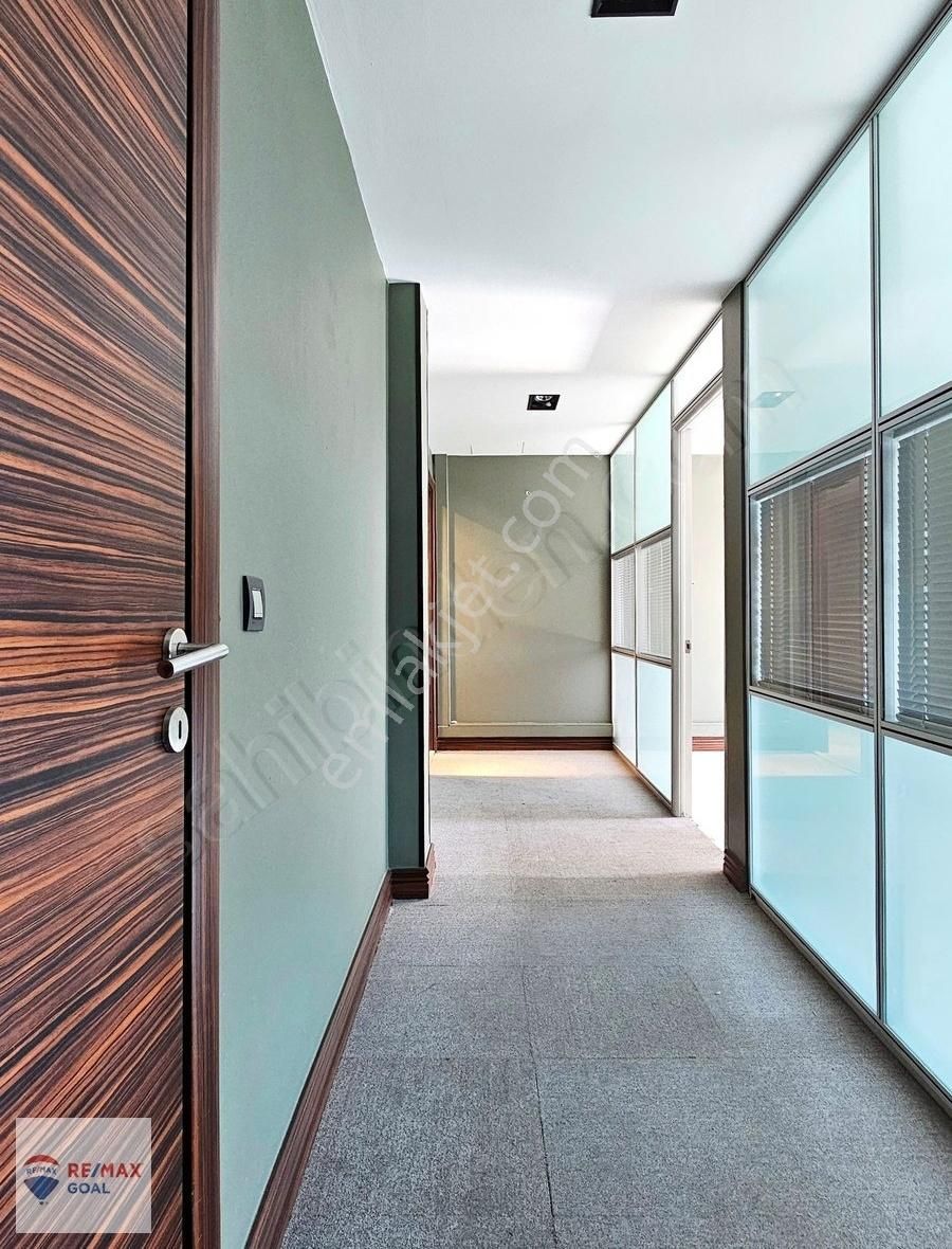 Mira Tower'da Boş 4+1 197 M2 Güvenlik-resepsiyon-otoparklı Ofis - Görsel 2