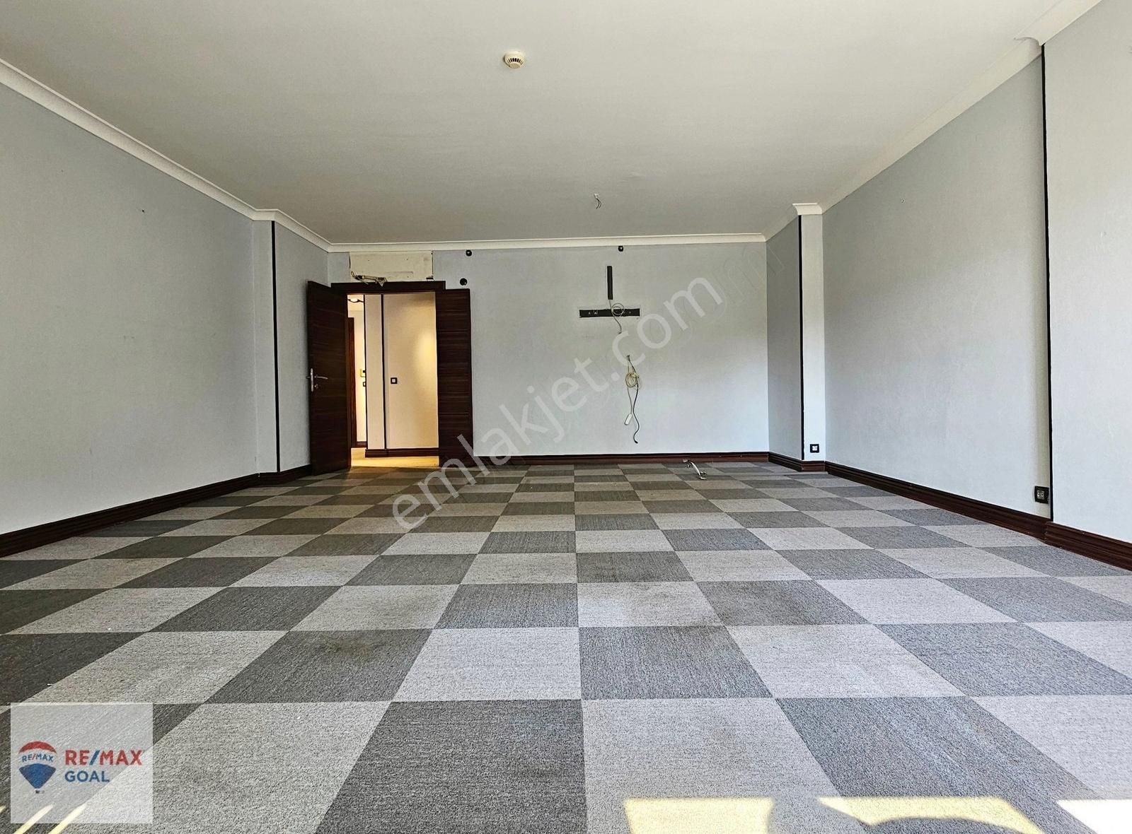 Mira Tower'da Boş 4+1 197 M2 Güvenlik-resepsiyon-otoparklı Ofis - Görsel 11