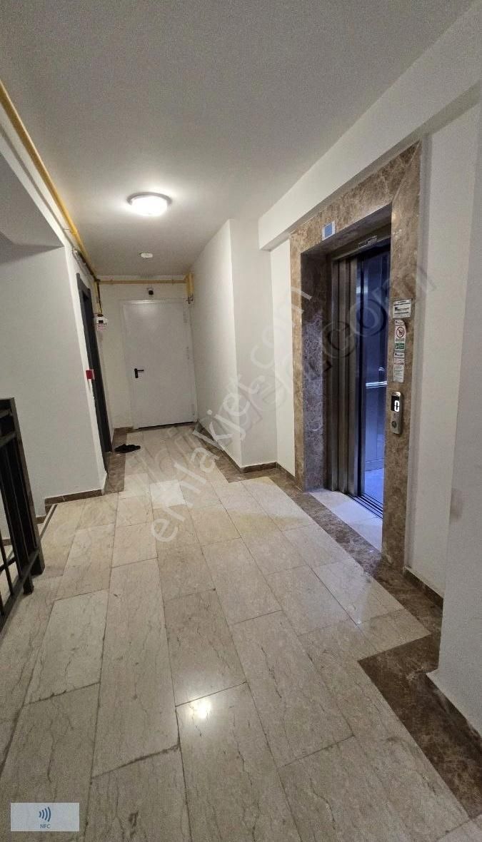 Bayraklı Toki 2+1 Ebeveyn Banyolu Satılık - Görsel 28