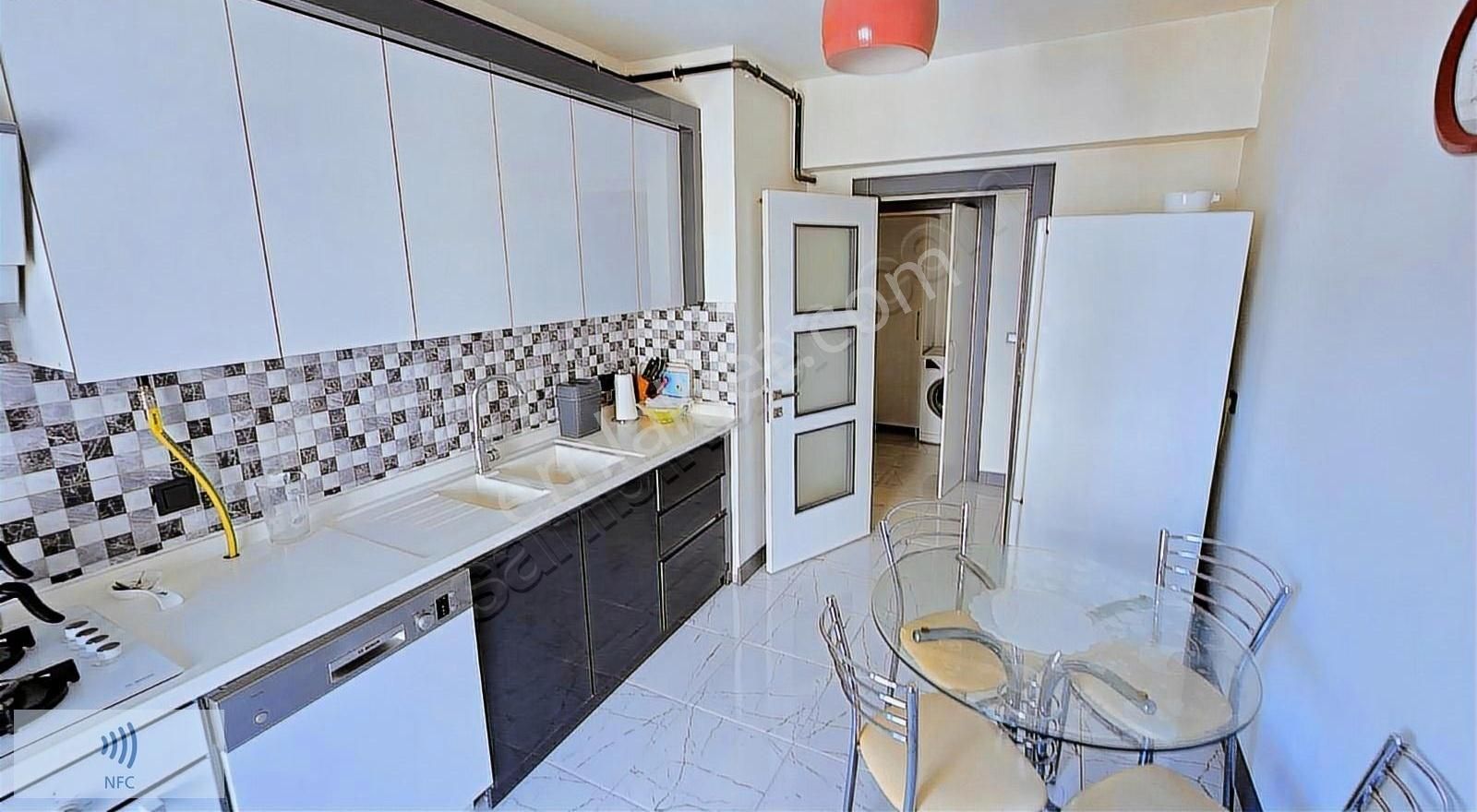 Bayraklı Toki 2+1 Ebeveyn Banyolu Satılık - Görsel 3