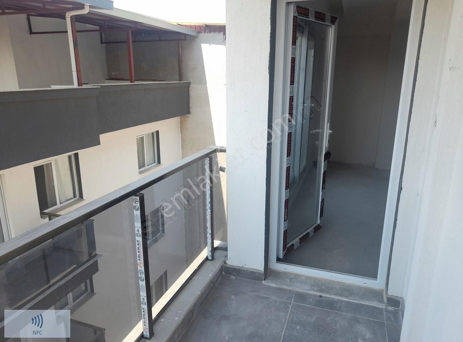 Seyrek'te Satılık 1+1 Sıfır Daire - Görsel 10