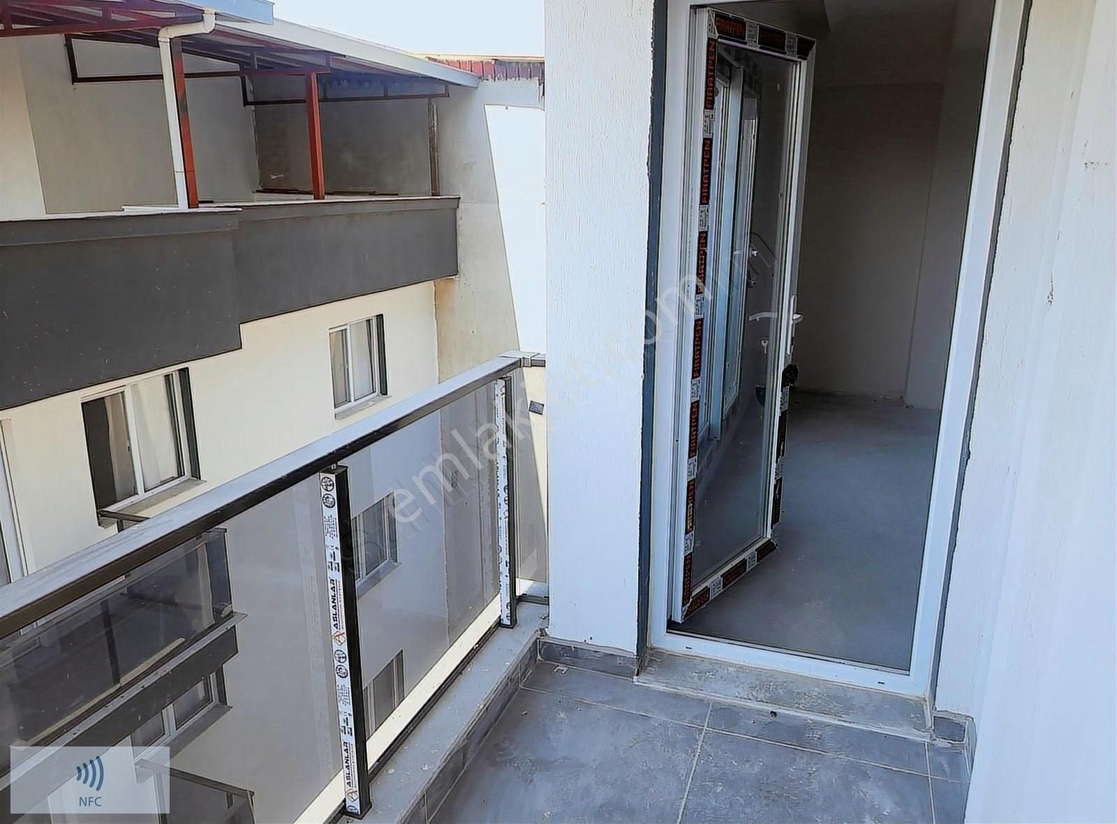 Seyrek'te Satılık 1+1 Sıfır Daire - Görsel 2