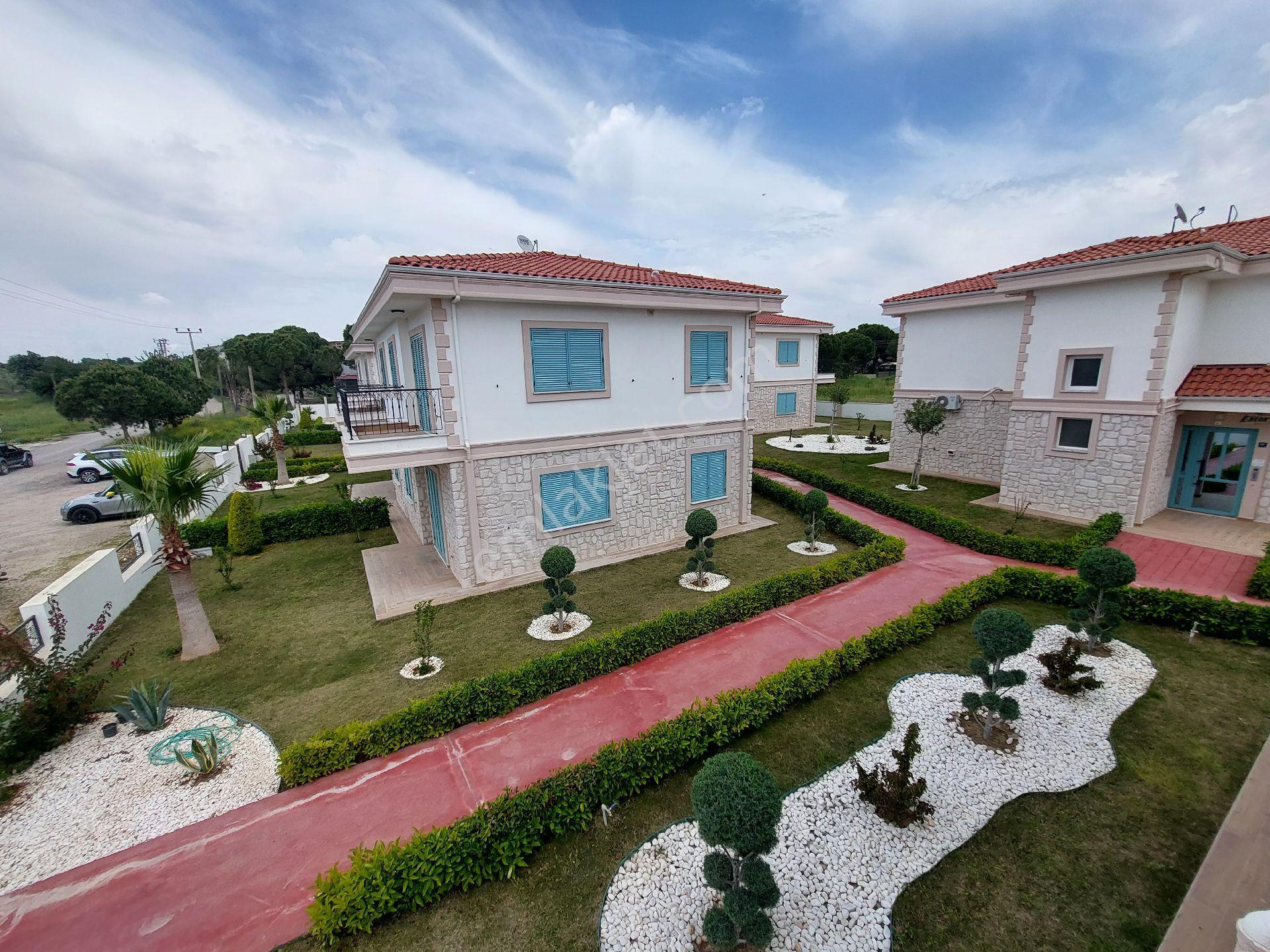 Denize 200m 2+1villa Tarzında Çift Havuzlu - Görsel 11