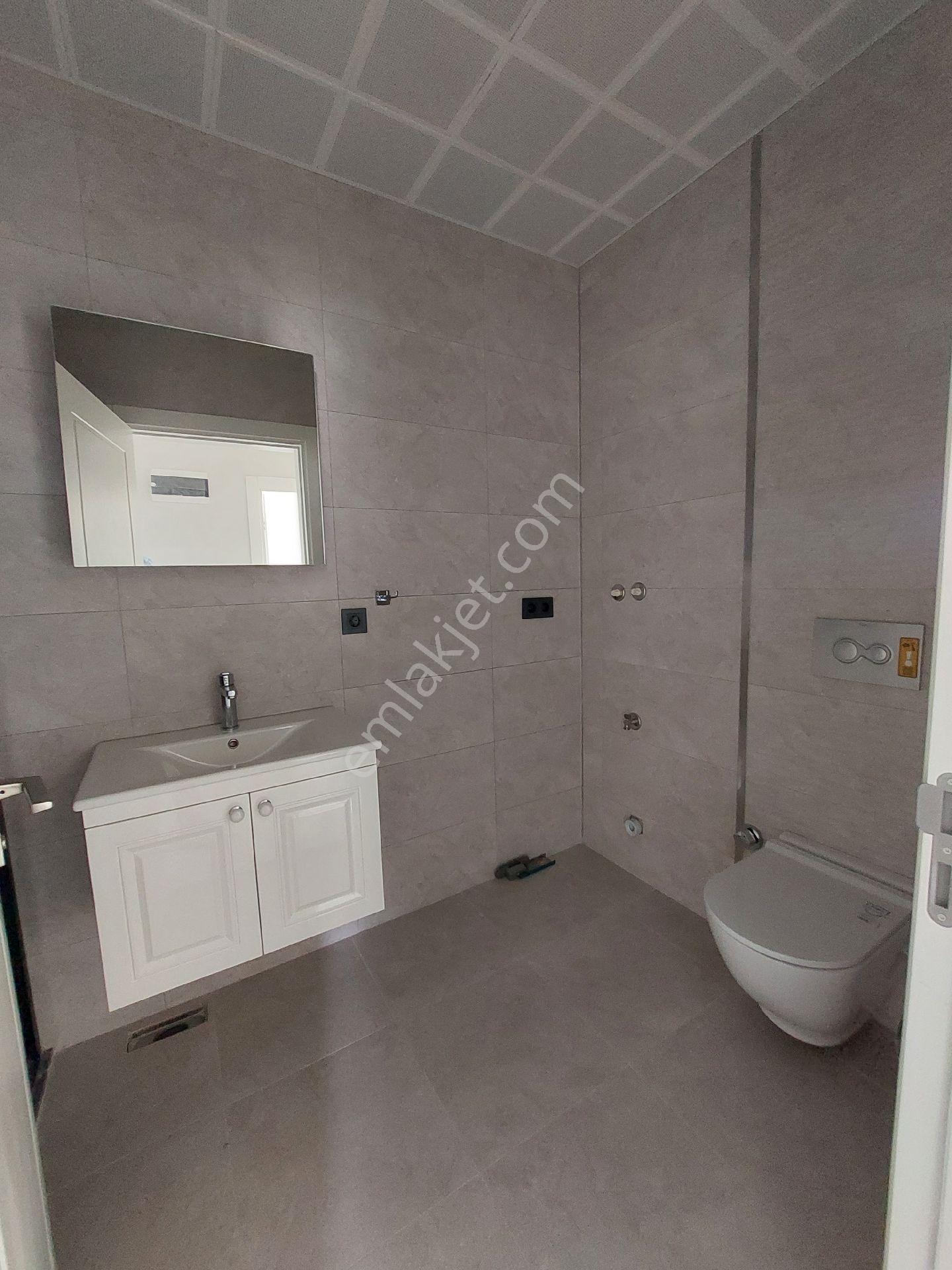 Denize 200m 2+1villa Tarzında Çift Havuzlu - Görsel 29