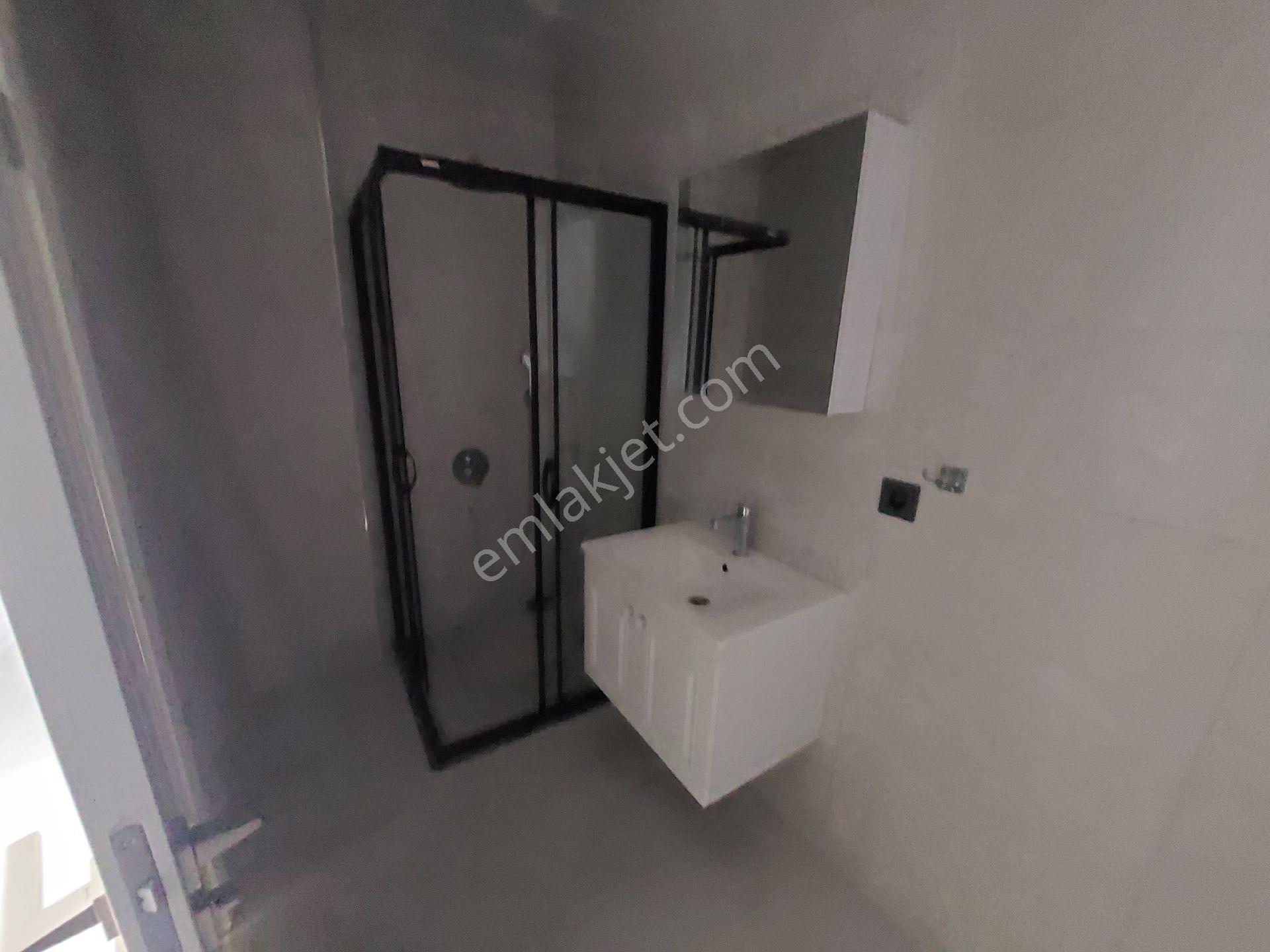 Denize 200m 2+1villa Tarzında Çift Havuzlu - Görsel 28