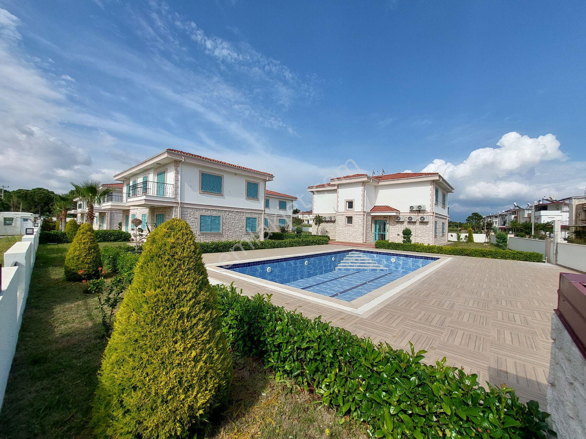 Denize 200m 2+1villa Tarzında Çift Havuzlu - Görsel 9