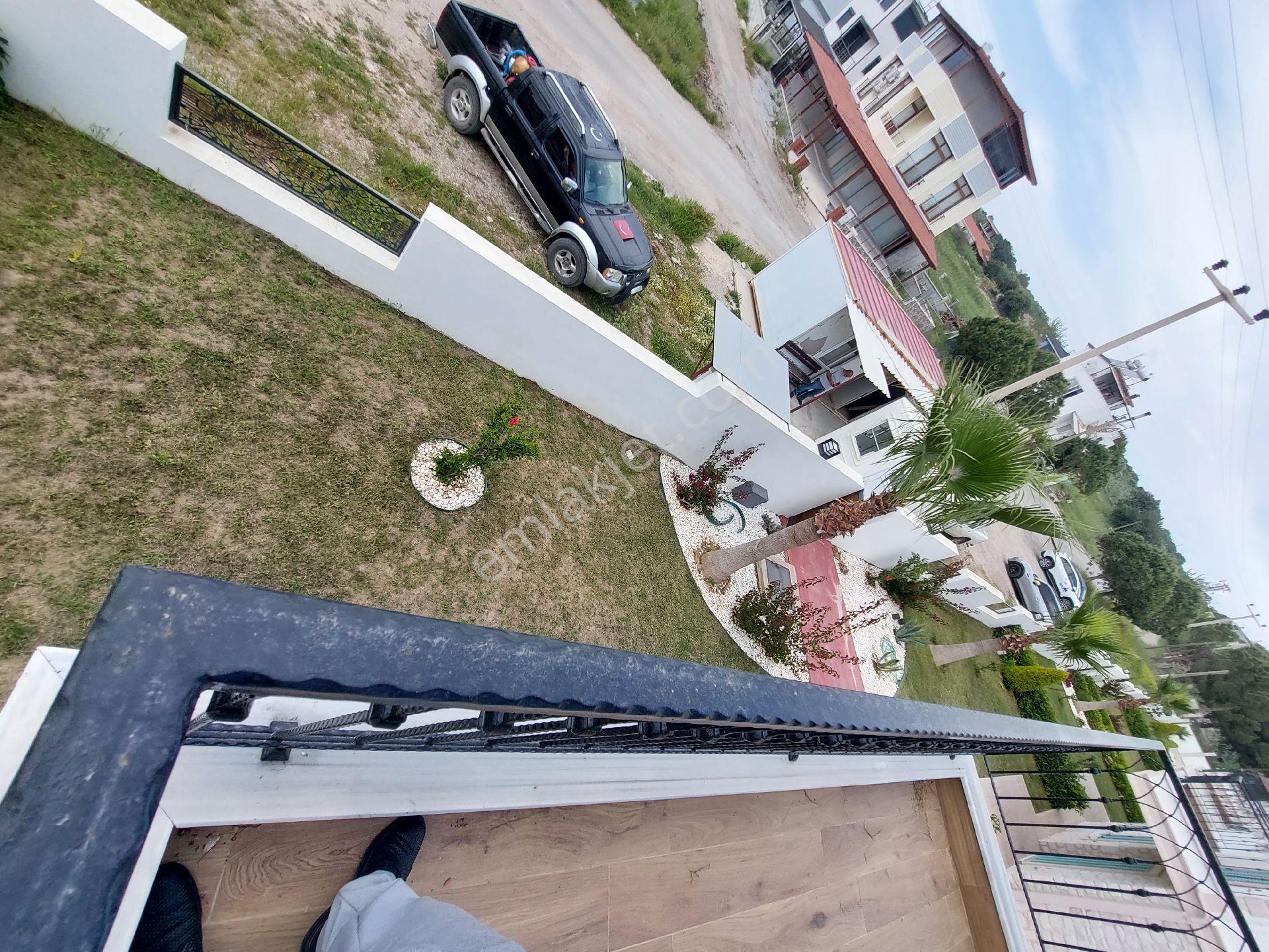 Denize 200m 2+1villa Tarzında Çift Havuzlu - Görsel 15