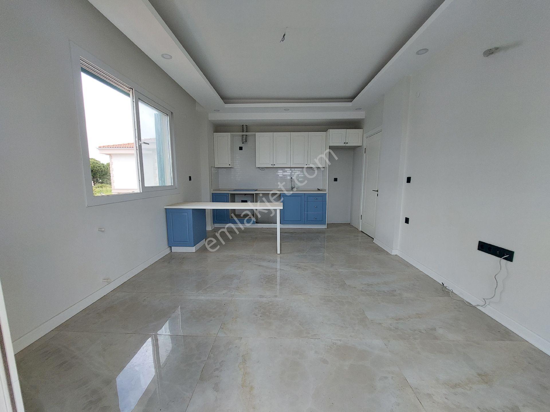 Denize 200m 2+1villa Tarzında Çift Havuzlu - Görsel 18