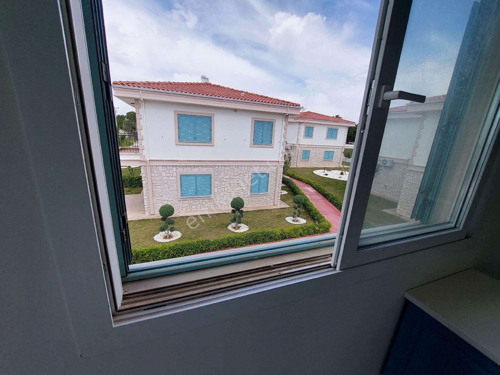 Denize 200m 2+1villa Tarzında Çift Havuzlu - Görsel 31