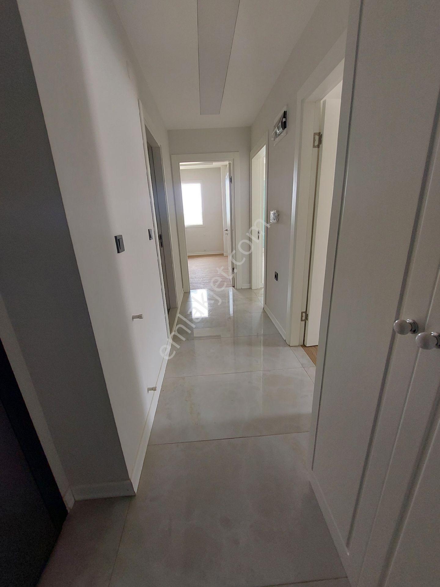 Denize 200m 2+1villa Tarzında Çift Havuzlu - Görsel 22