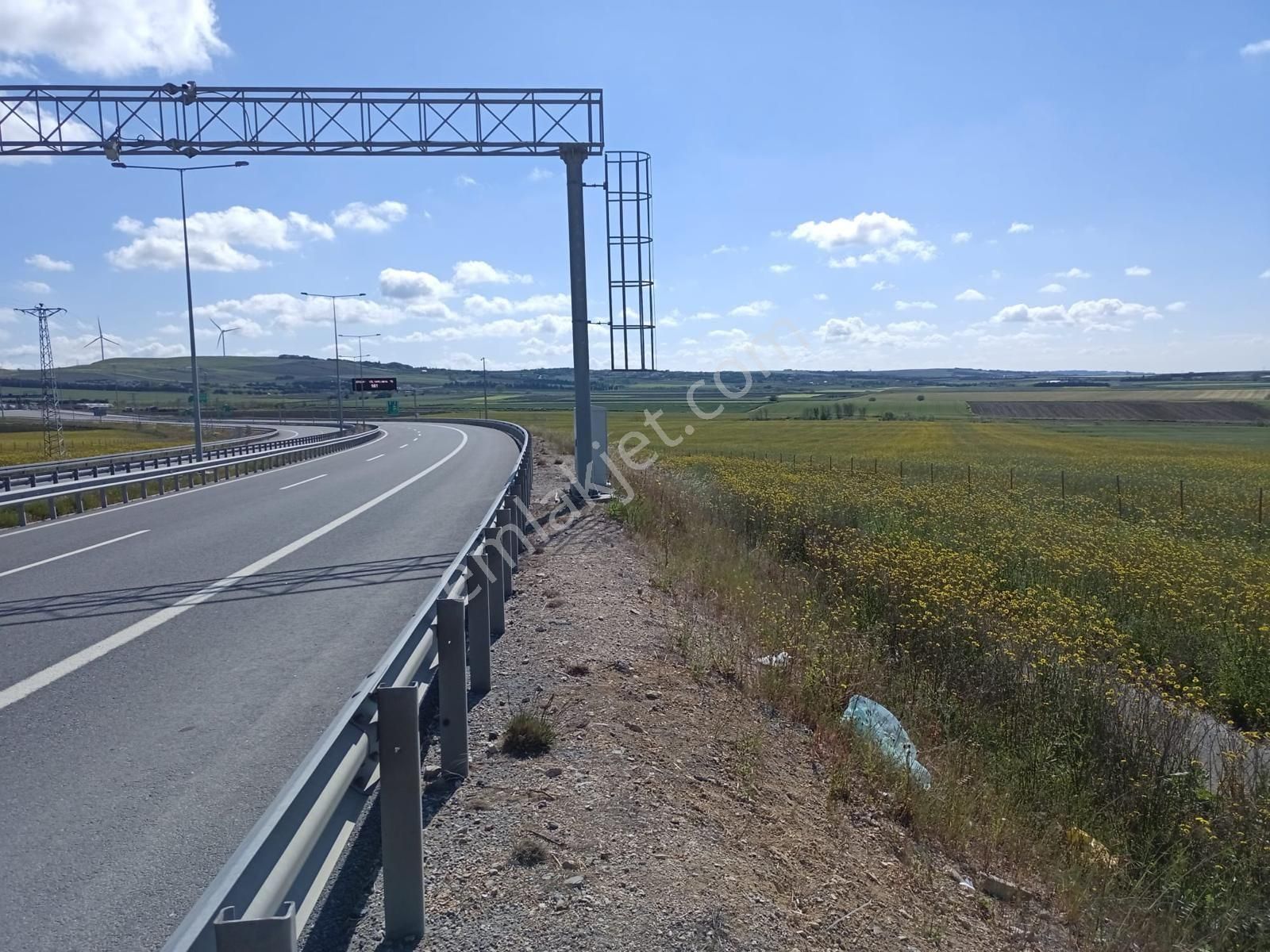 Silivri Gazi Mahallesinde Yatırım Amaçlı Kupon Yer
