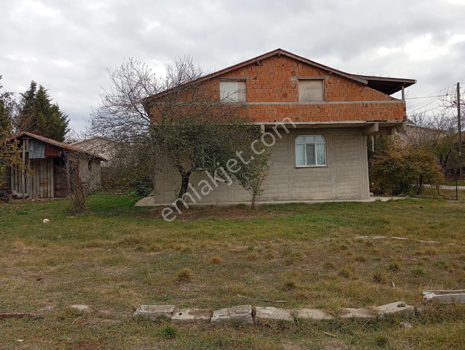 Müstakil Ev+arsa Saray Çayla