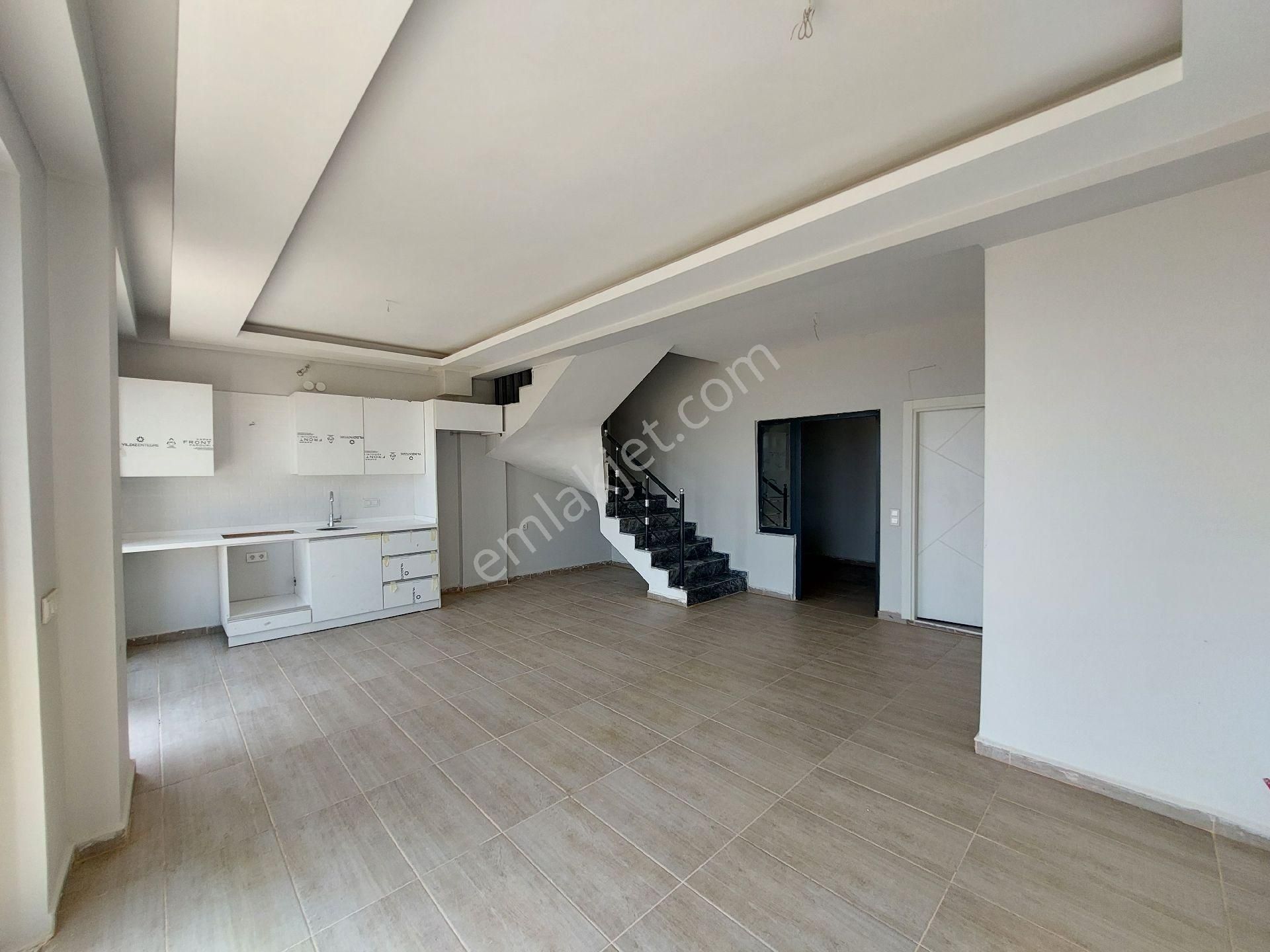 Muhteşem 4+1 Dubleks Bahçesinden Dahi Deniz Manzaralı Otoparklı - Görsel 20