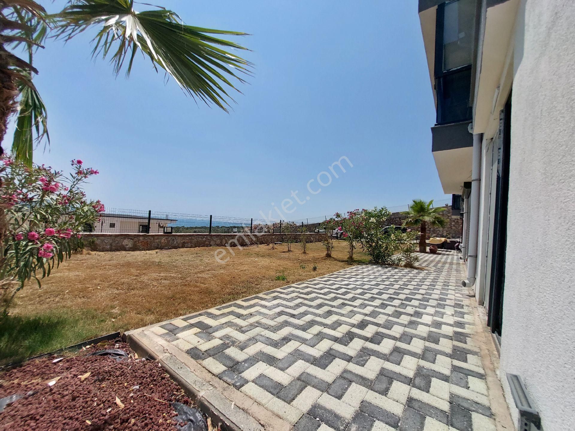 Muhteşem 4+1 Dubleks Bahçesinden Dahi Deniz Manzaralı Otoparklı - Görsel 7