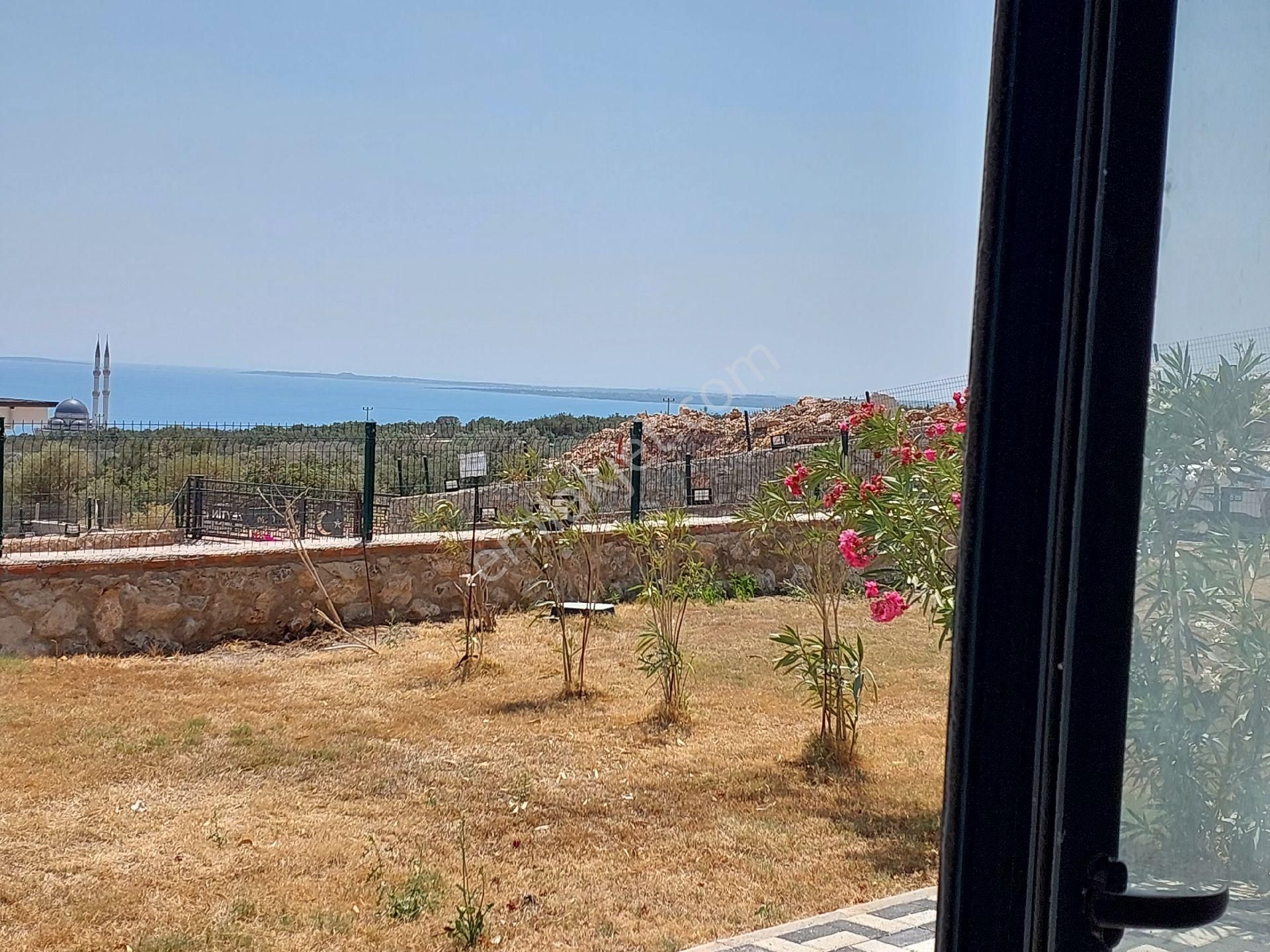 Muhteşem 4+1 Dubleks Bahçesinden Dahi Deniz Manzaralı Otoparklı - Görsel 3