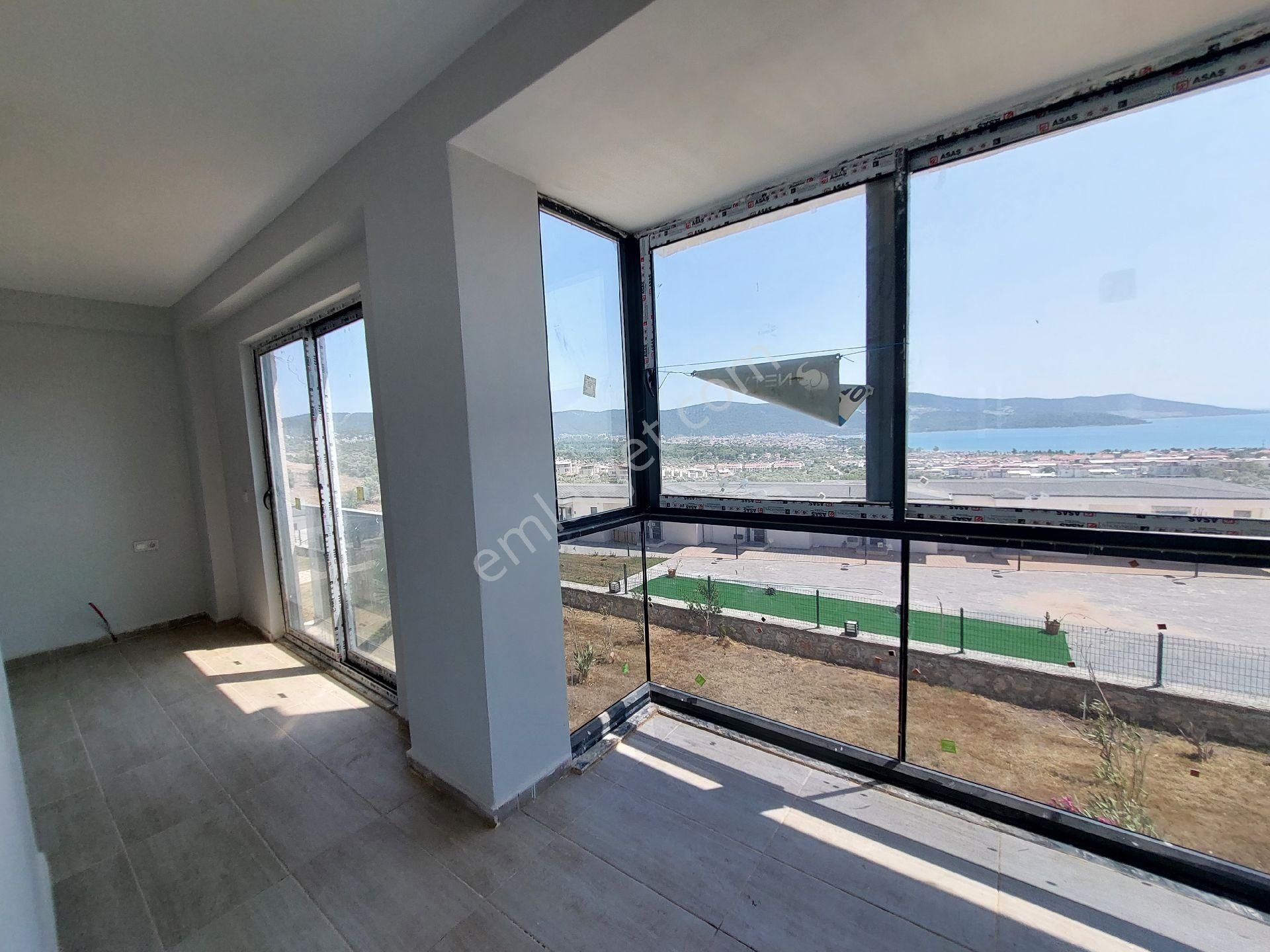 Muhteşem 4+1 Dubleks Bahçesinden Dahi Deniz Manzaralı Otoparklı - Görsel 28