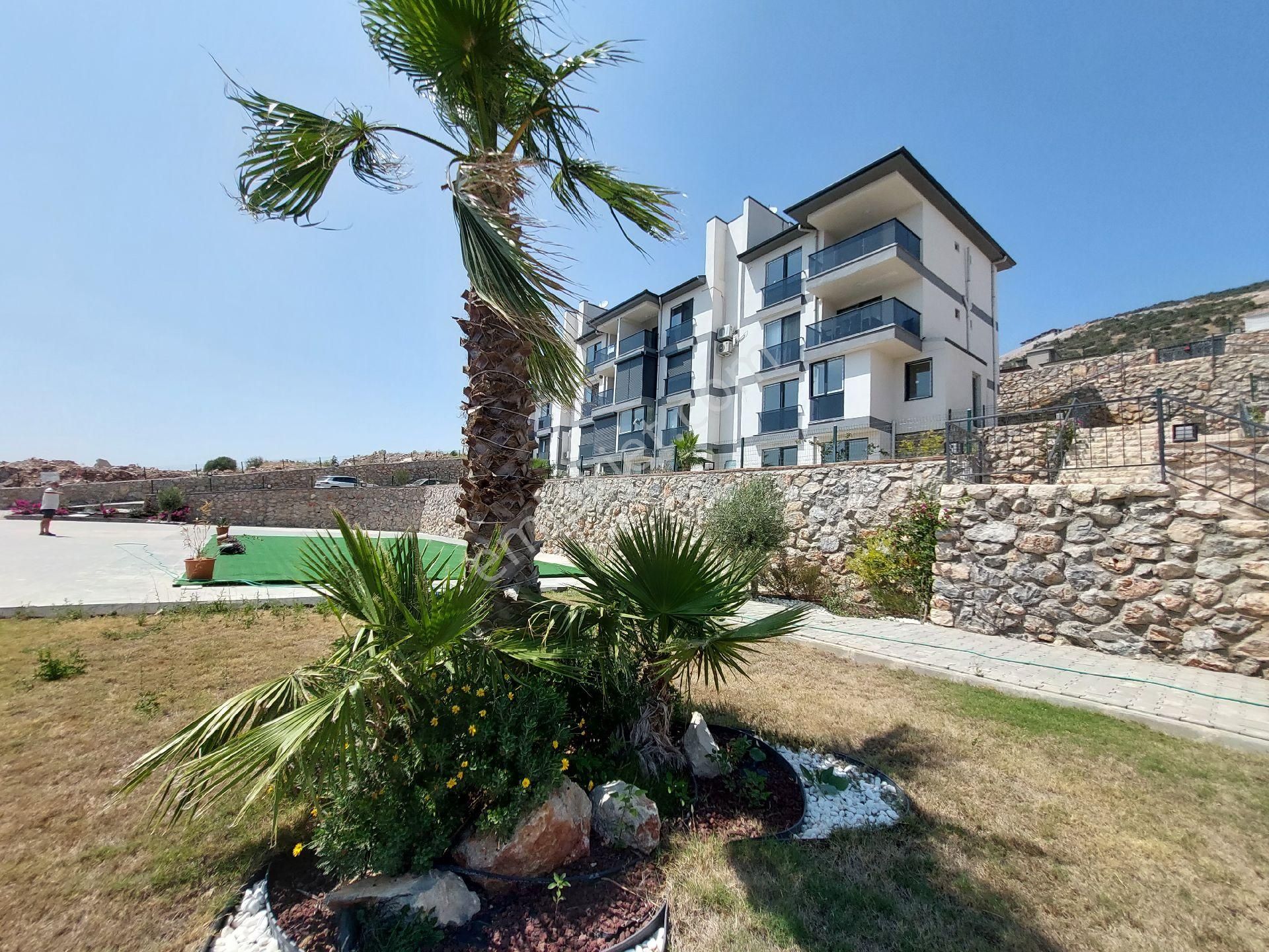 Muhteşem 4+1 Dubleks Bahçesinden Dahi Deniz Manzaralı Otoparklı - Görsel 33