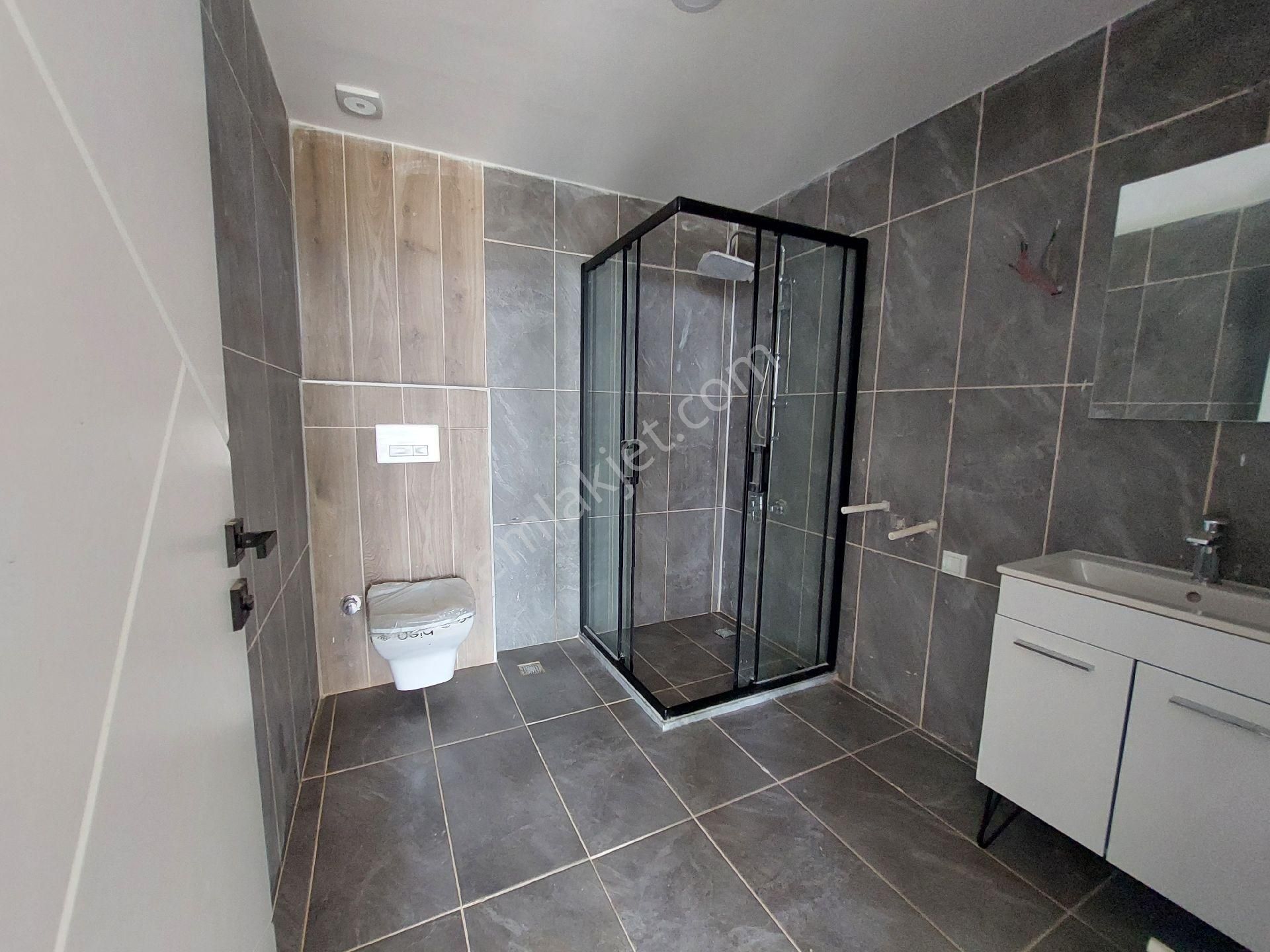 Muhteşem 4+1 Dubleks Bahçesinden Dahi Deniz Manzaralı Otoparklı - Görsel 14