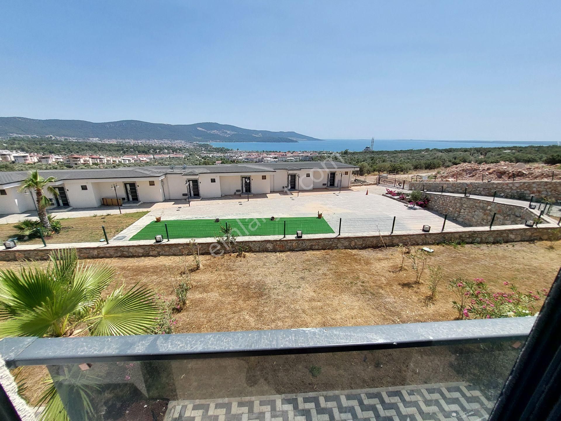 Muhteşem 4+1 Dubleks Bahçesinden Dahi Deniz Manzaralı Otoparklı - Görsel 34