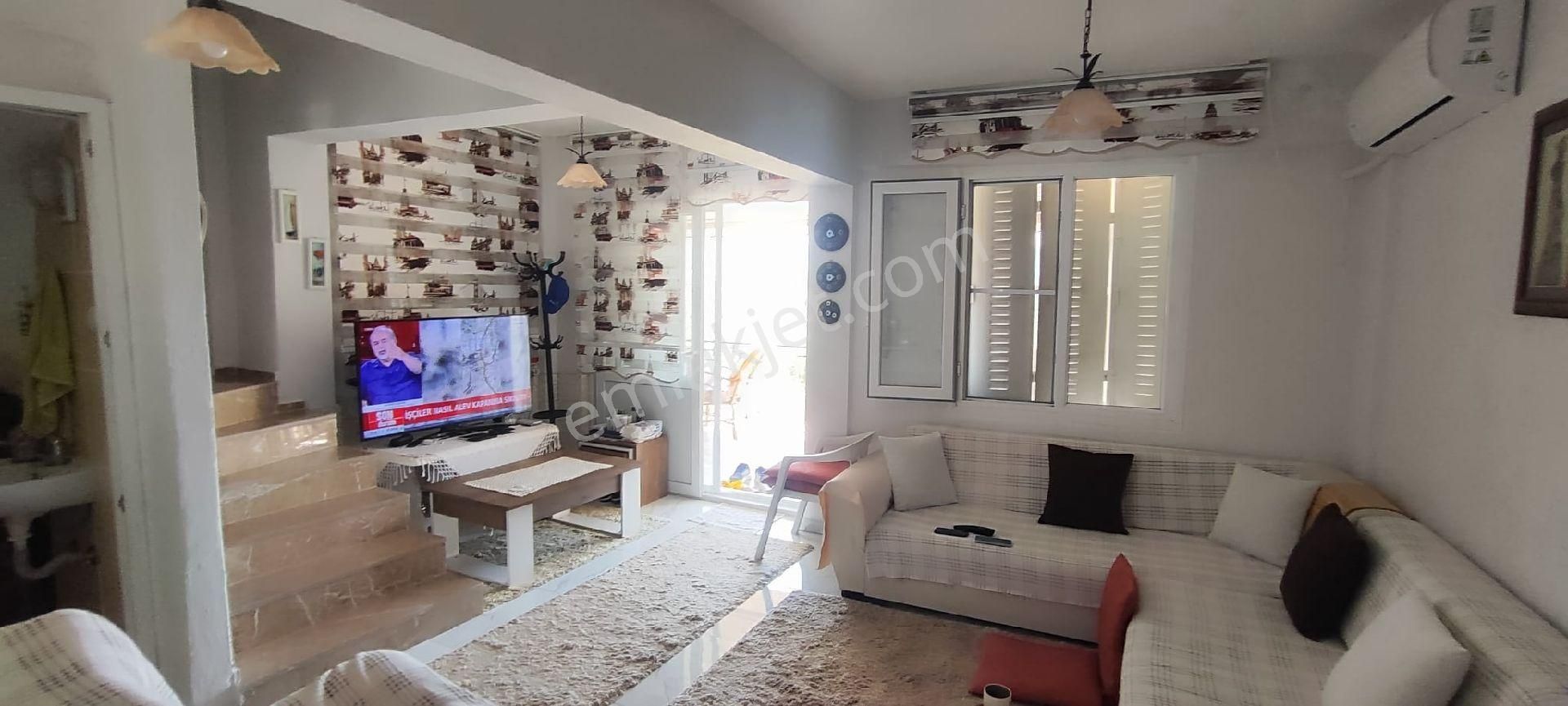 Didim Akbük'de Denize Yakın Deniz Manzaralı Bahçeli Yazlık - Görsel 21