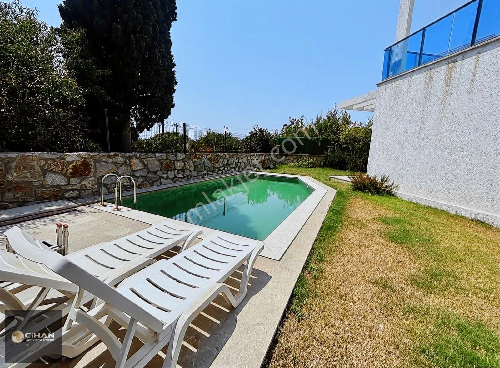 Bodrum Gümüşlük'te Plaja 250mt Satılık Özel Havuzlu Villa - Görsel 24