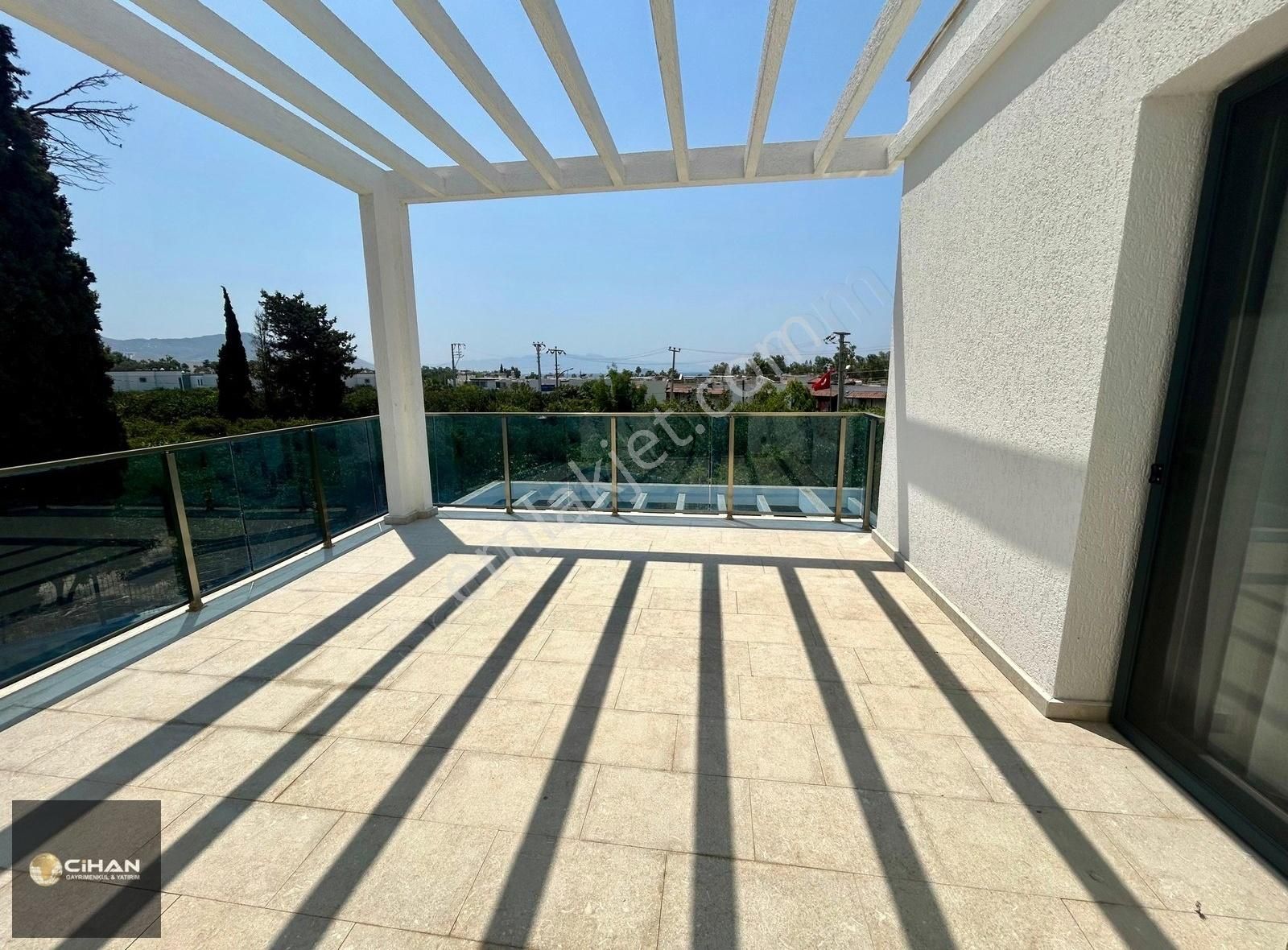 Bodrum Gümüşlük'te Plaja 250mt Satılık Özel Havuzlu Villa - Görsel 2