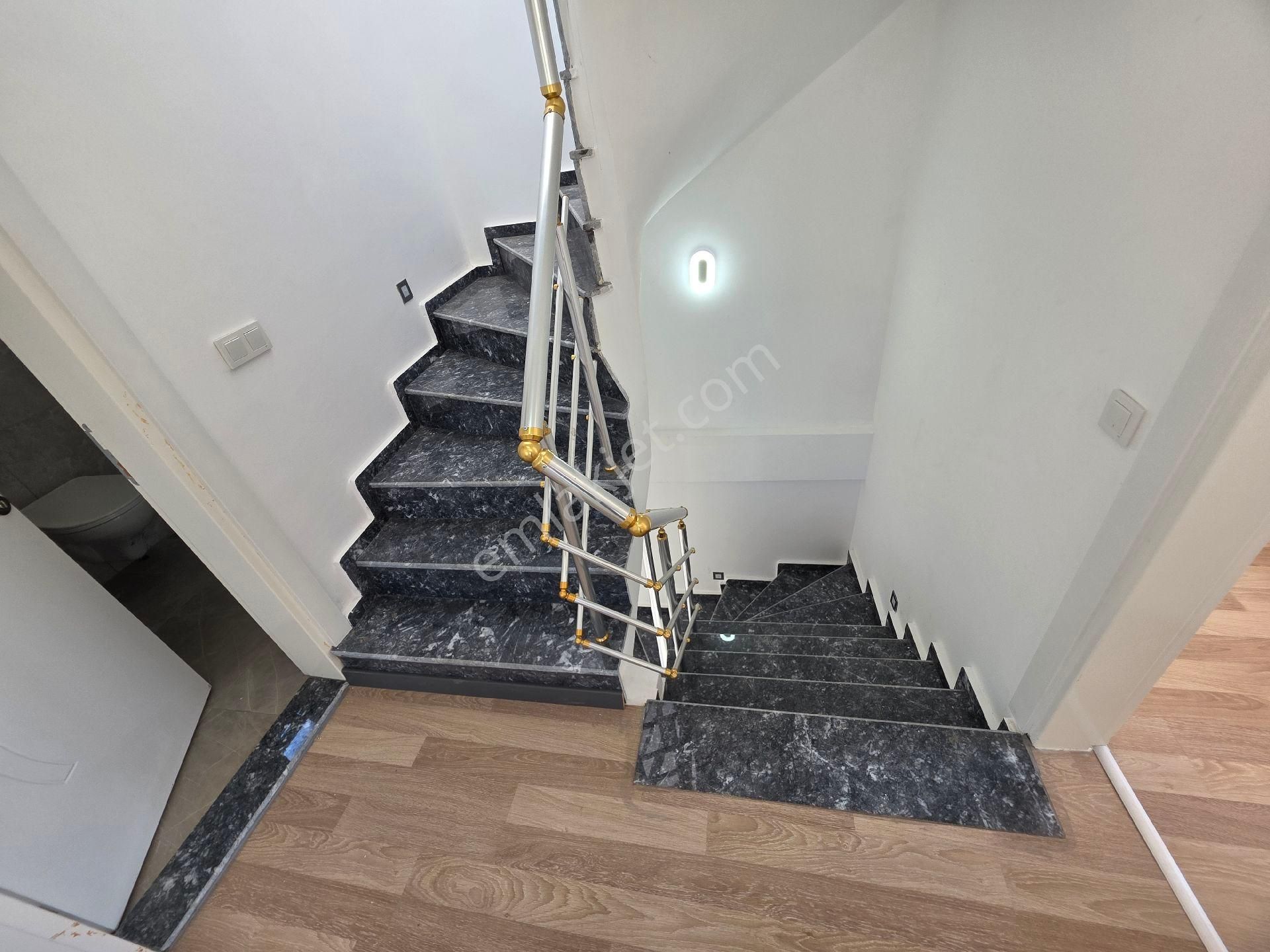 Didim Akbük'de Ful Deniz Manzaralı Müstakil Bahçeli Satılık Sıfır Villa - Görsel 21