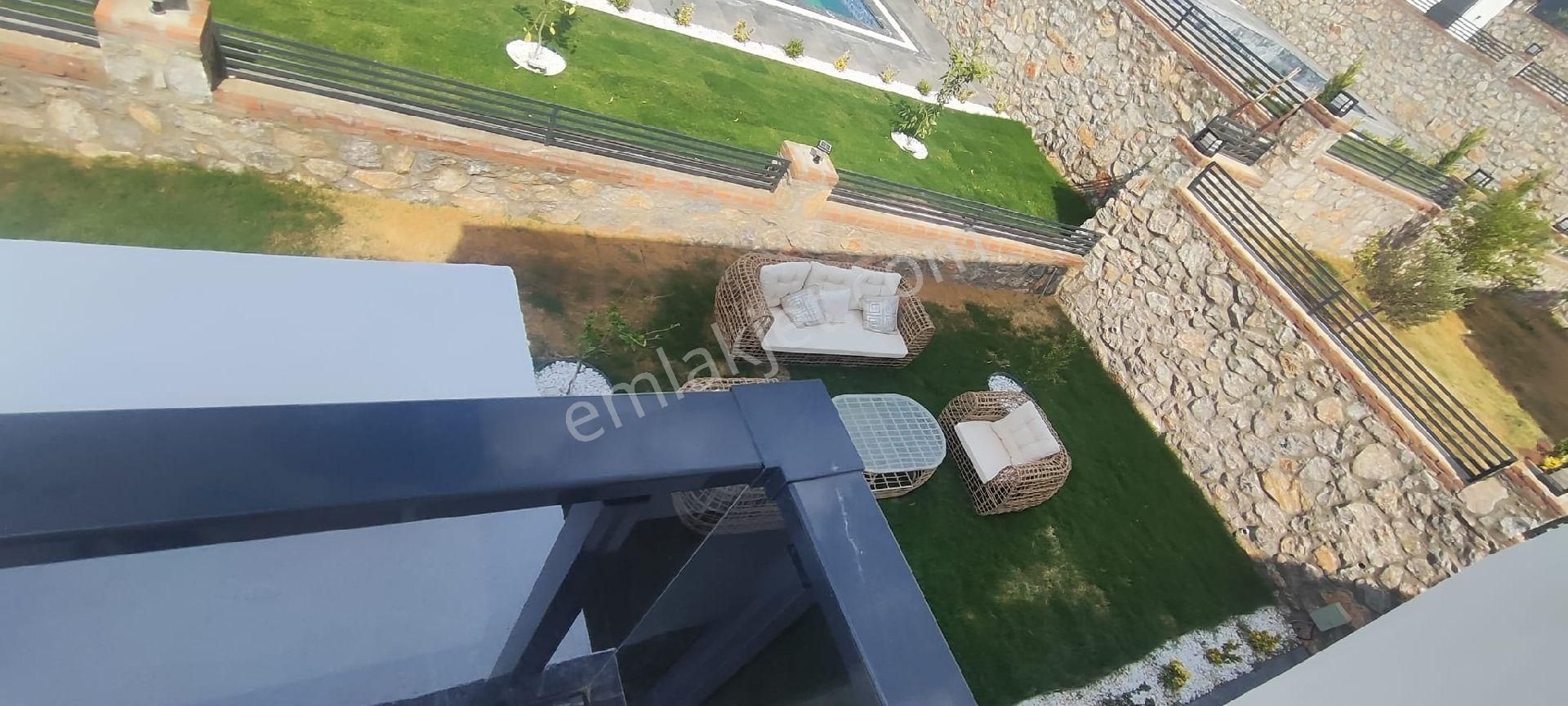 Didim Akbük'de Deniz Manzaralı Müstakil Havuzlu Eşyalı Villa - Görsel 15