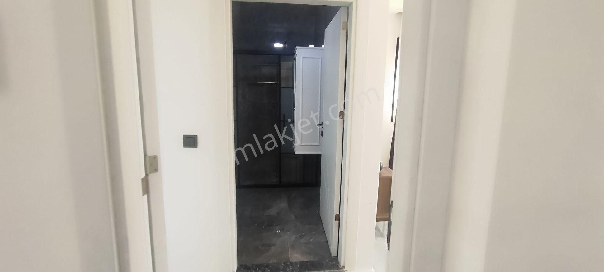 Didim Akbük'de Deniz Manzaralı Müstakil Havuzlu Eşyalı Villa - Görsel 13