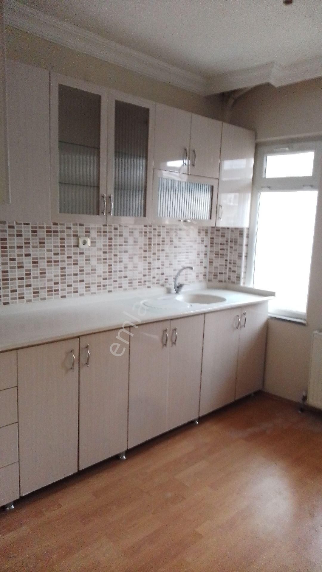 Çarşî Merkezinde 3+1 Satîlîk Daire - Görsel 15