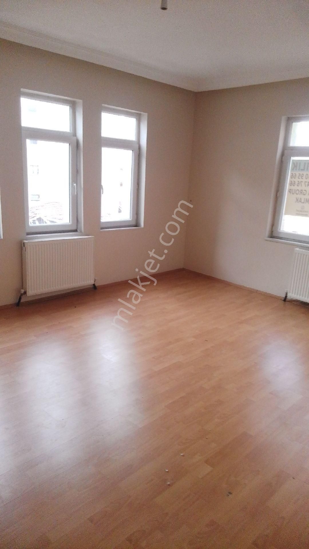 Çarşî Merkezinde 3+1 Satîlîk Daire - Görsel 16