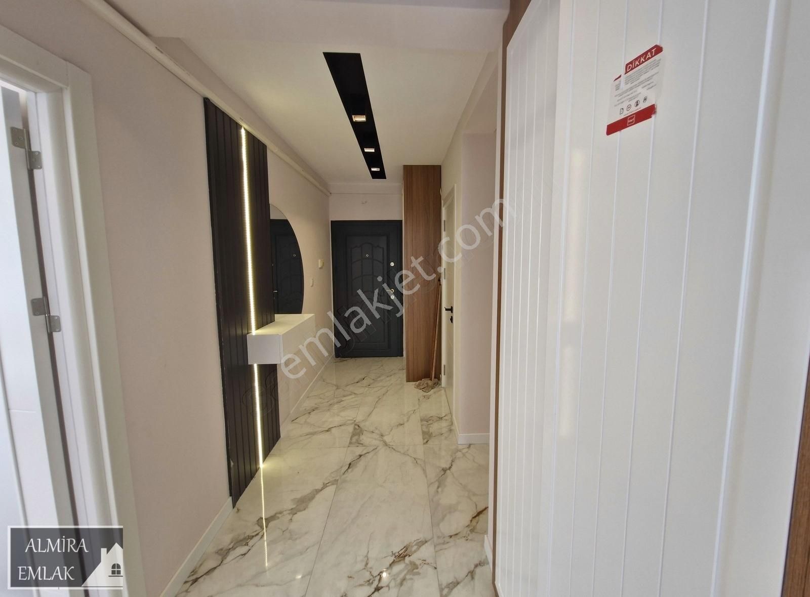 İnönü Cad, Arka Sokağı 3+1 130m2 Arakat Köşe Daire Lüks Dekorlu - Görsel 11