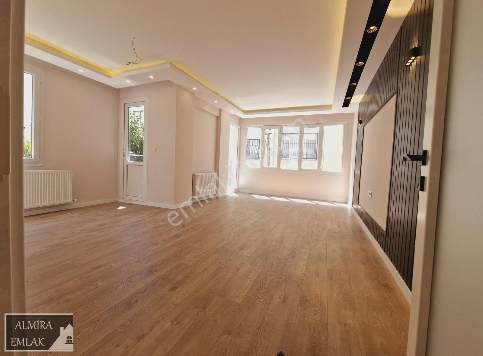 İnönü Cad, Arka Sokağı 3+1 130m2 Arakat Köşe Daire Lüks Dekorlu - Görsel 4