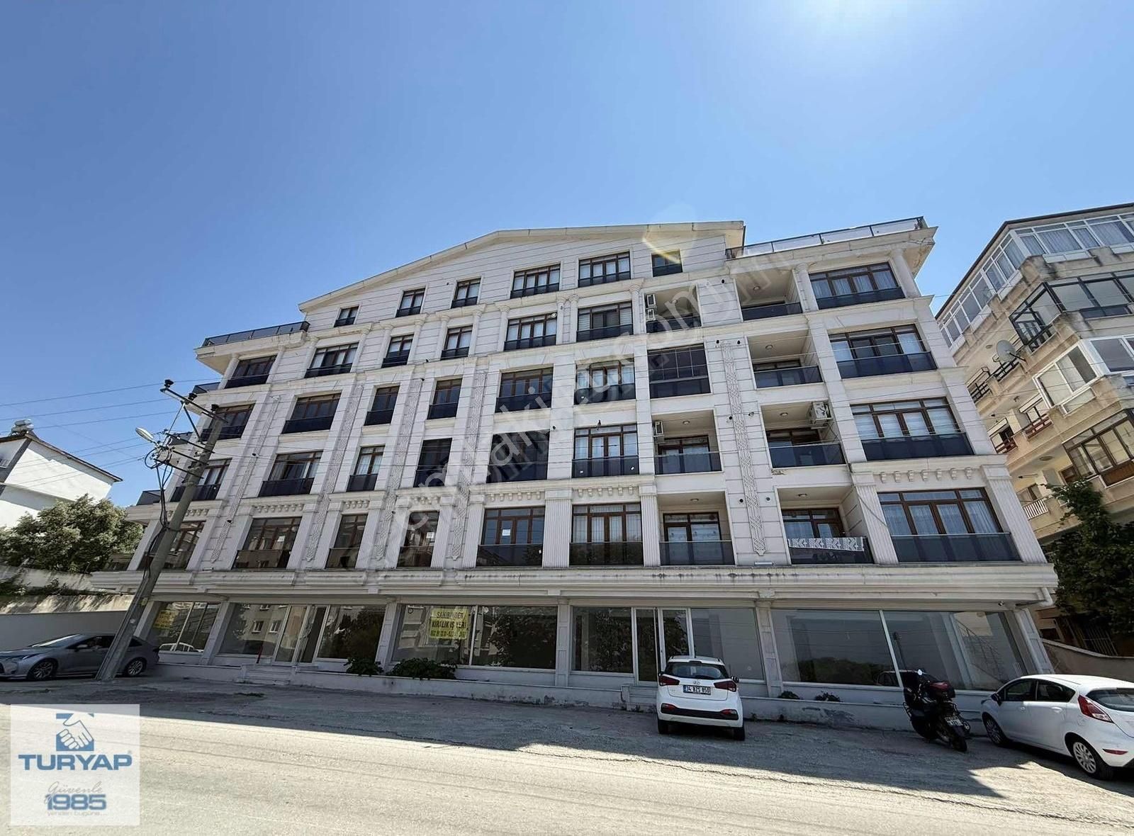 Turyap Eren'den Satılık Deniz Manzaralı Çok Özel Daire - Görsel 10