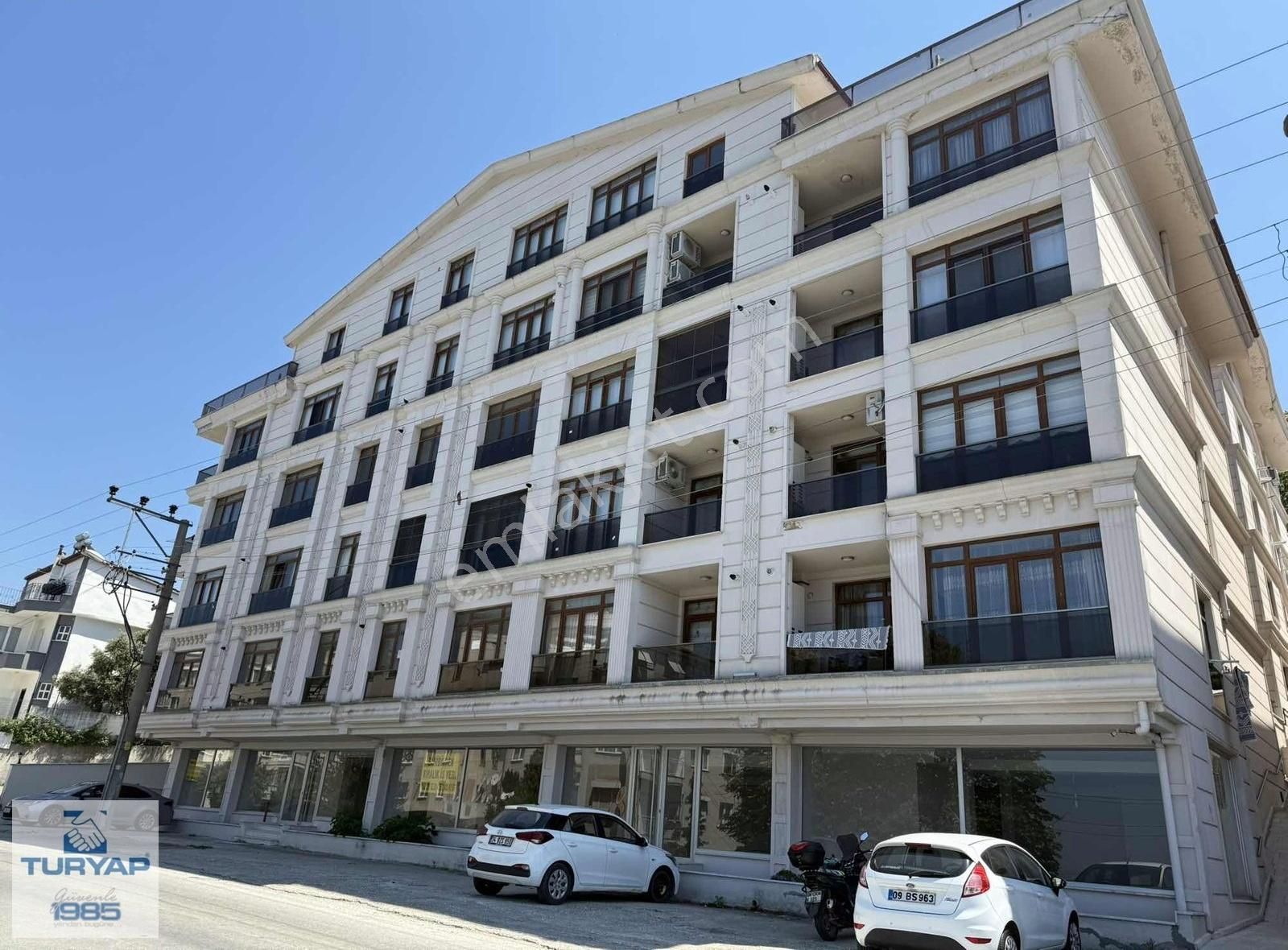 Turyap Eren'den Satılık Deniz Manzaralı Çok Özel Daire